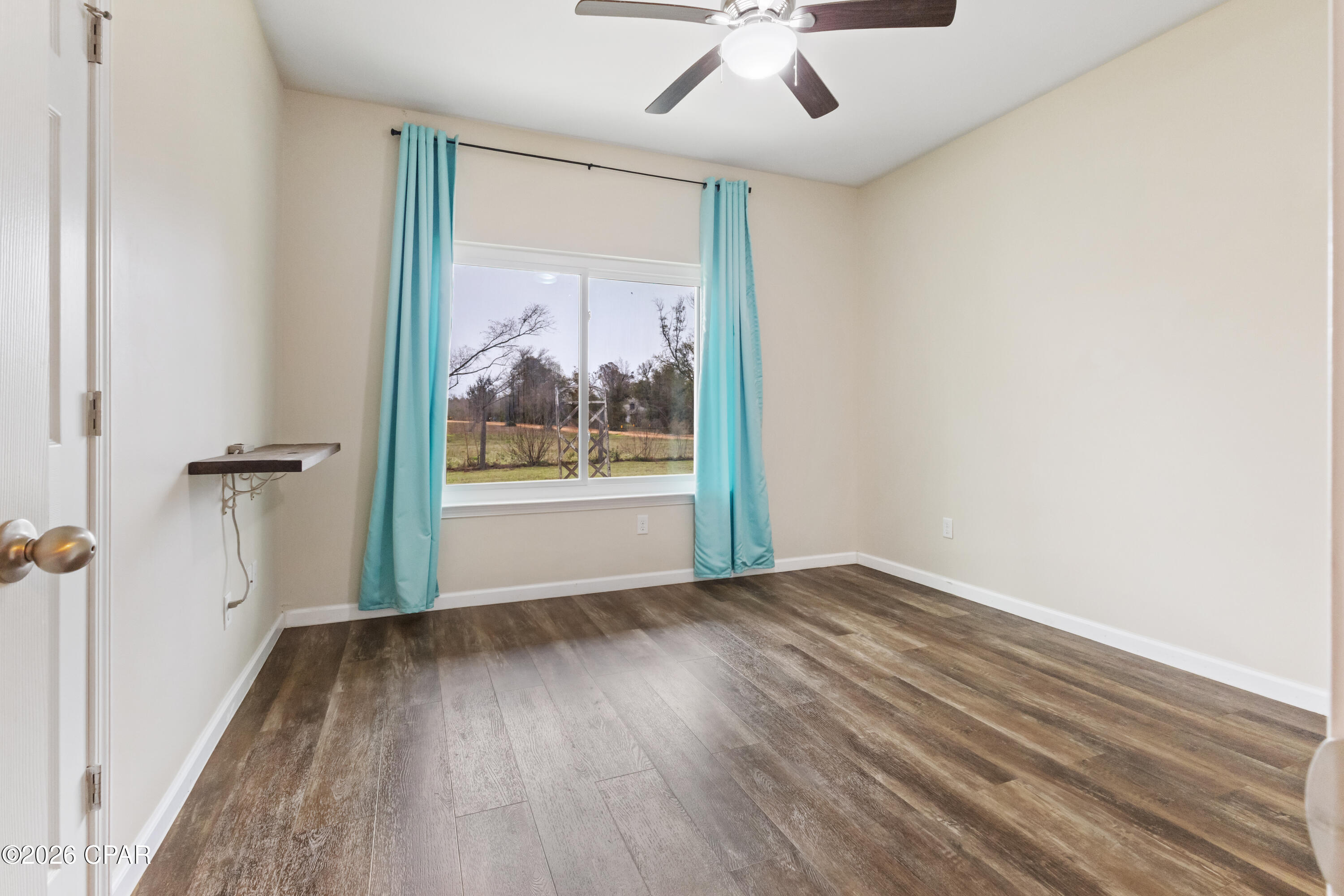 Listing photo id 37 for 10555 River Alley Road