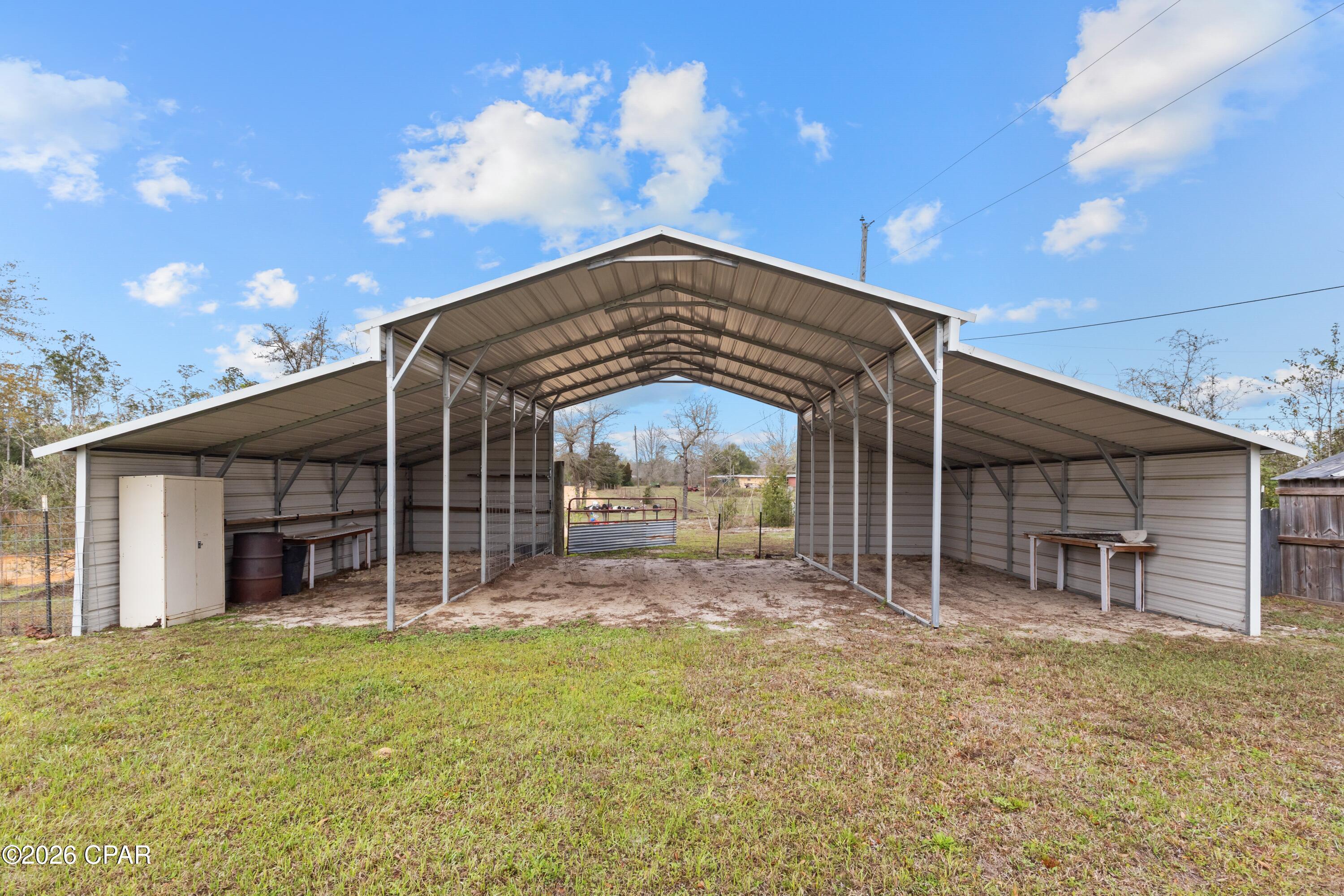 Listing photo id 6 for 10555 River Alley Road