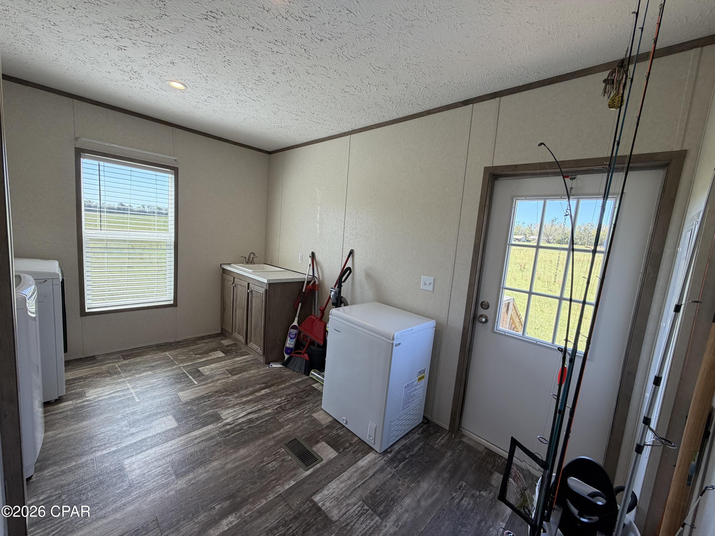 Image 23 For 6435 Butler Road