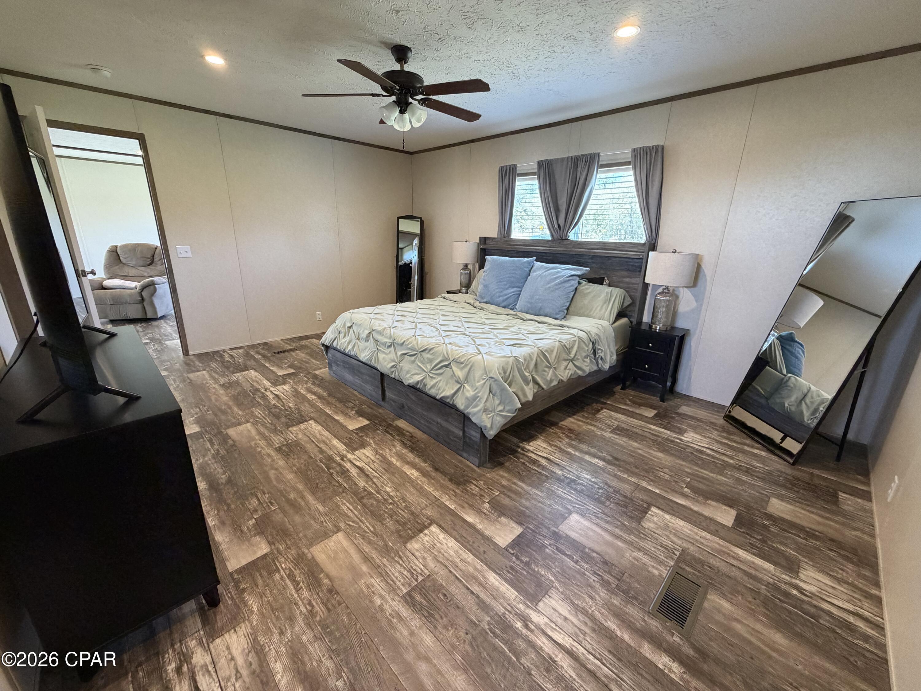 Image 9 For 6435 Butler Road