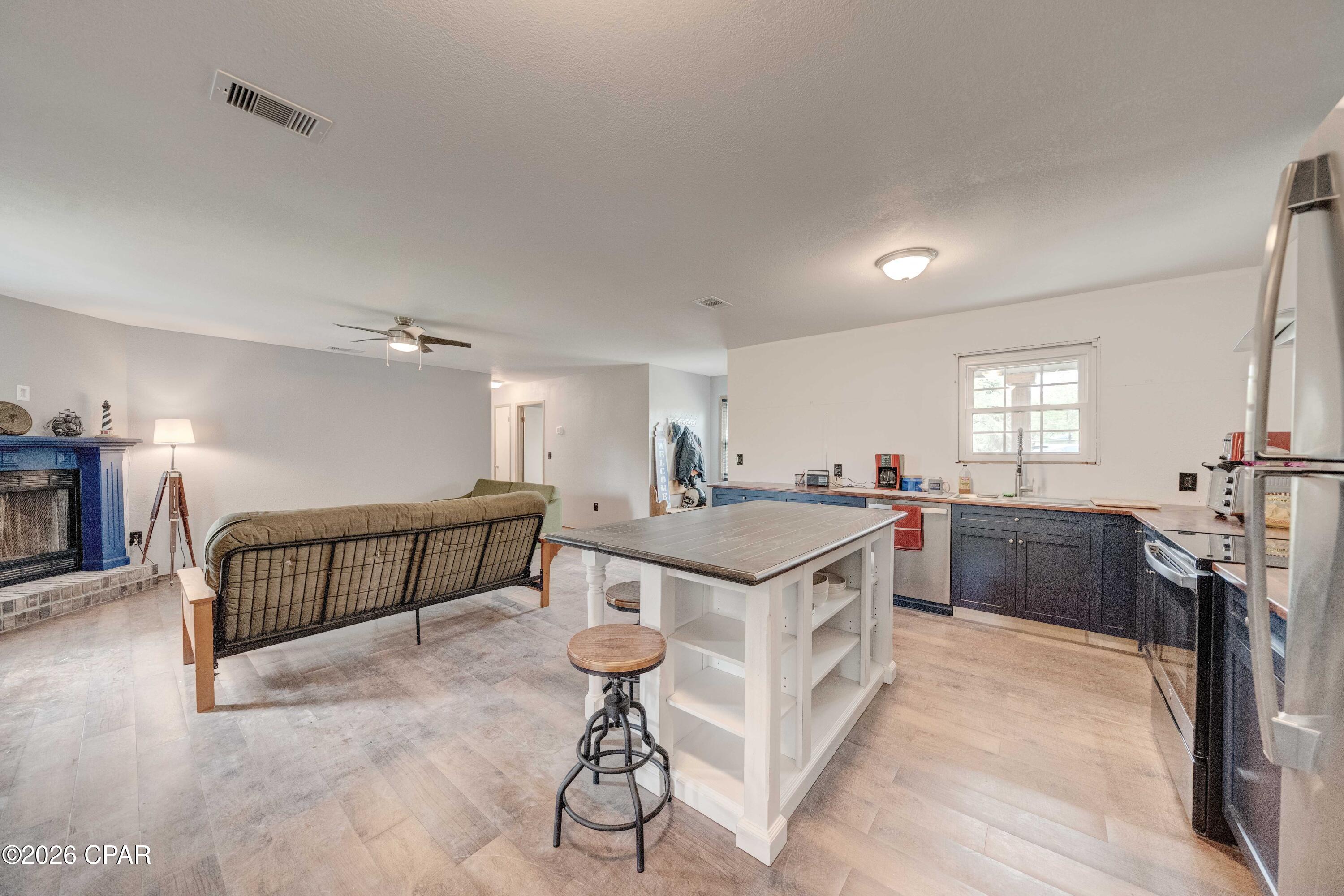 Image 4 For 6533 Dahlia Drive