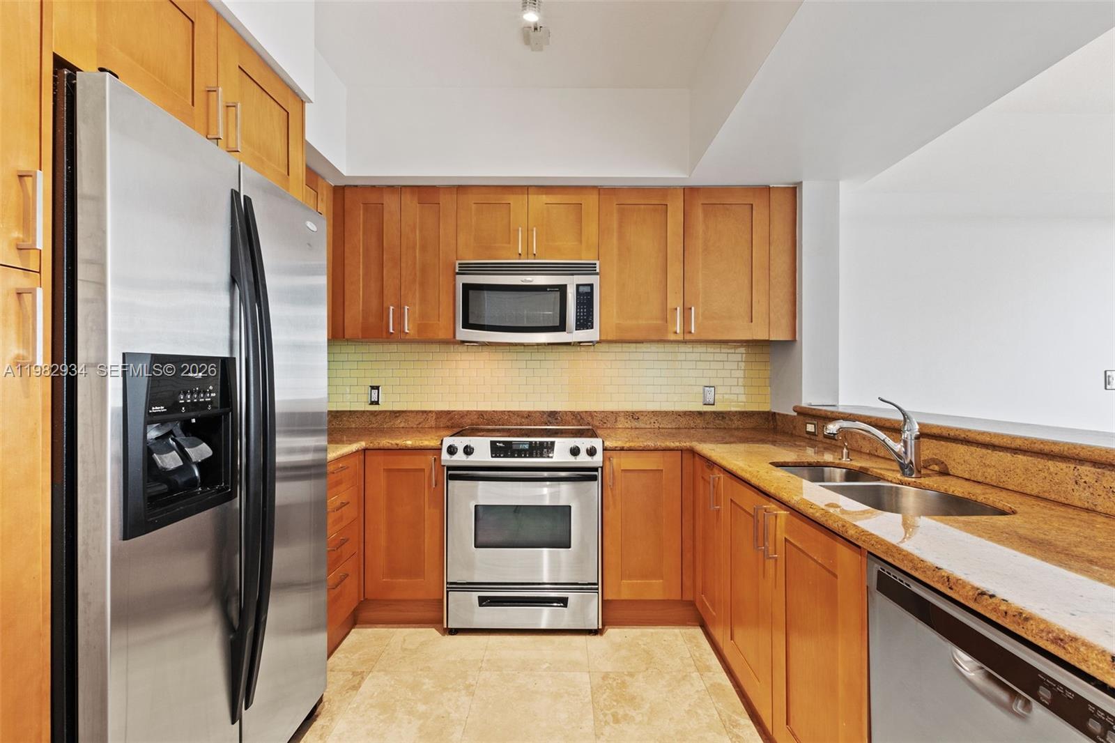Property photo # 6