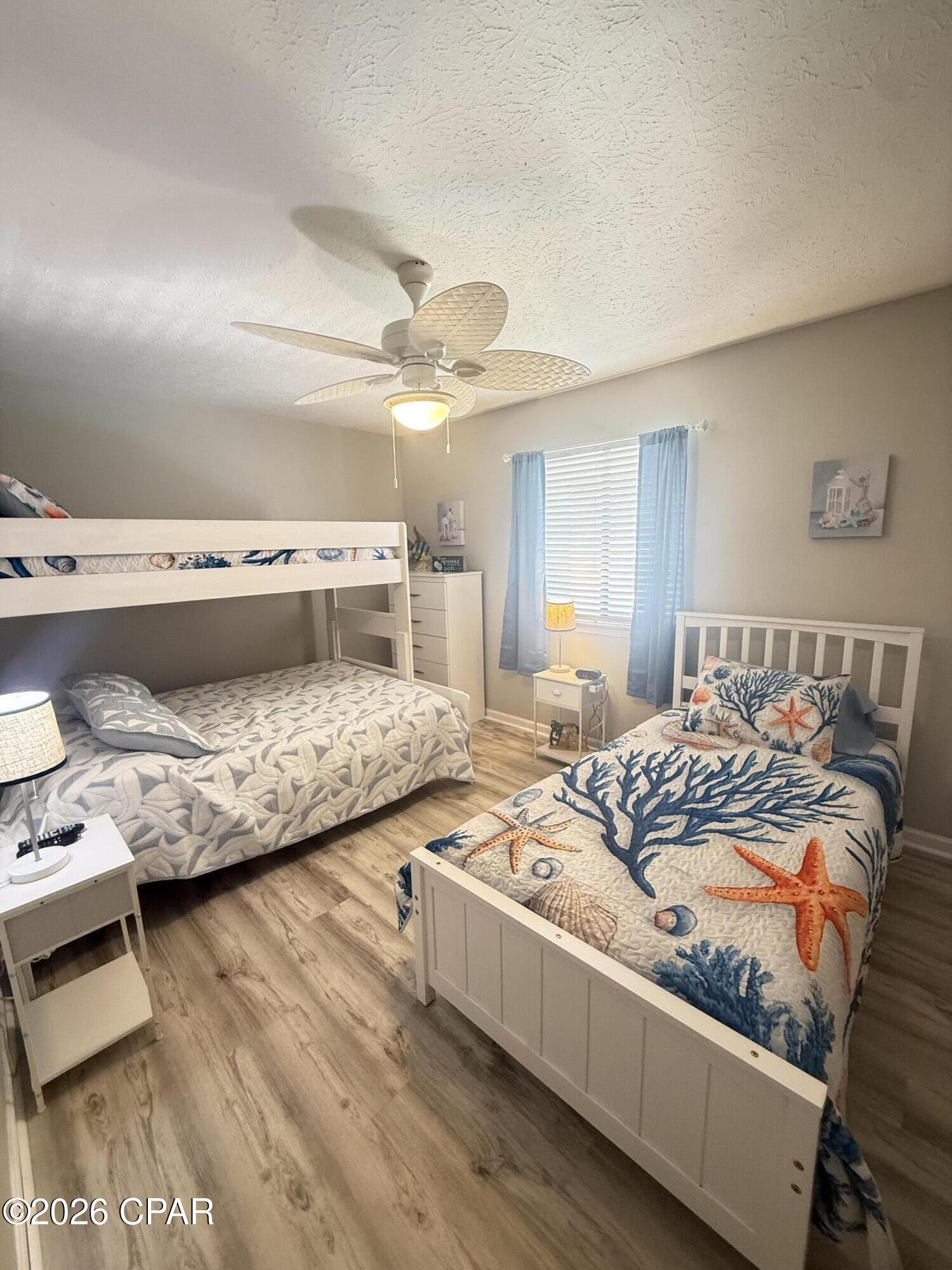 Listing photo id 12 for 218 White Sandy Drive