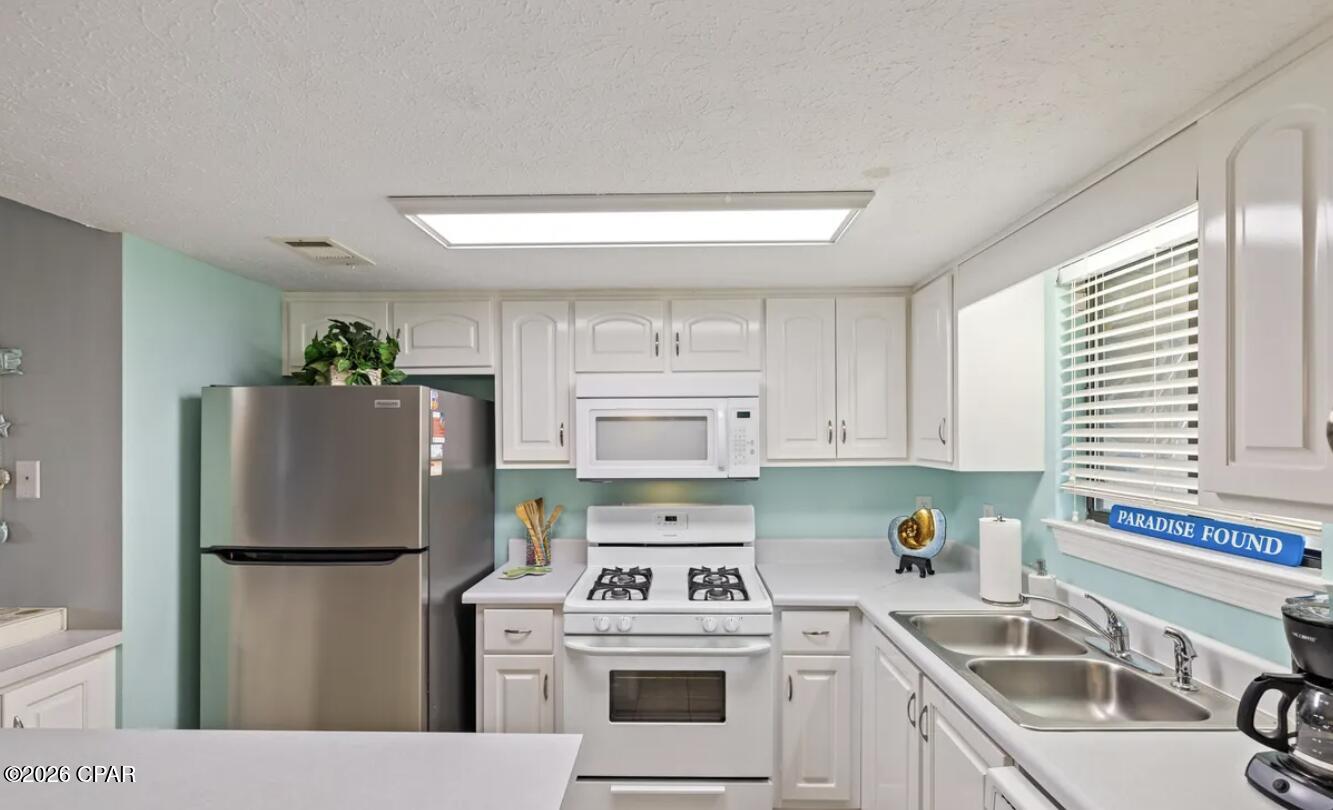 Image 8 For 218 White Sandy Drive