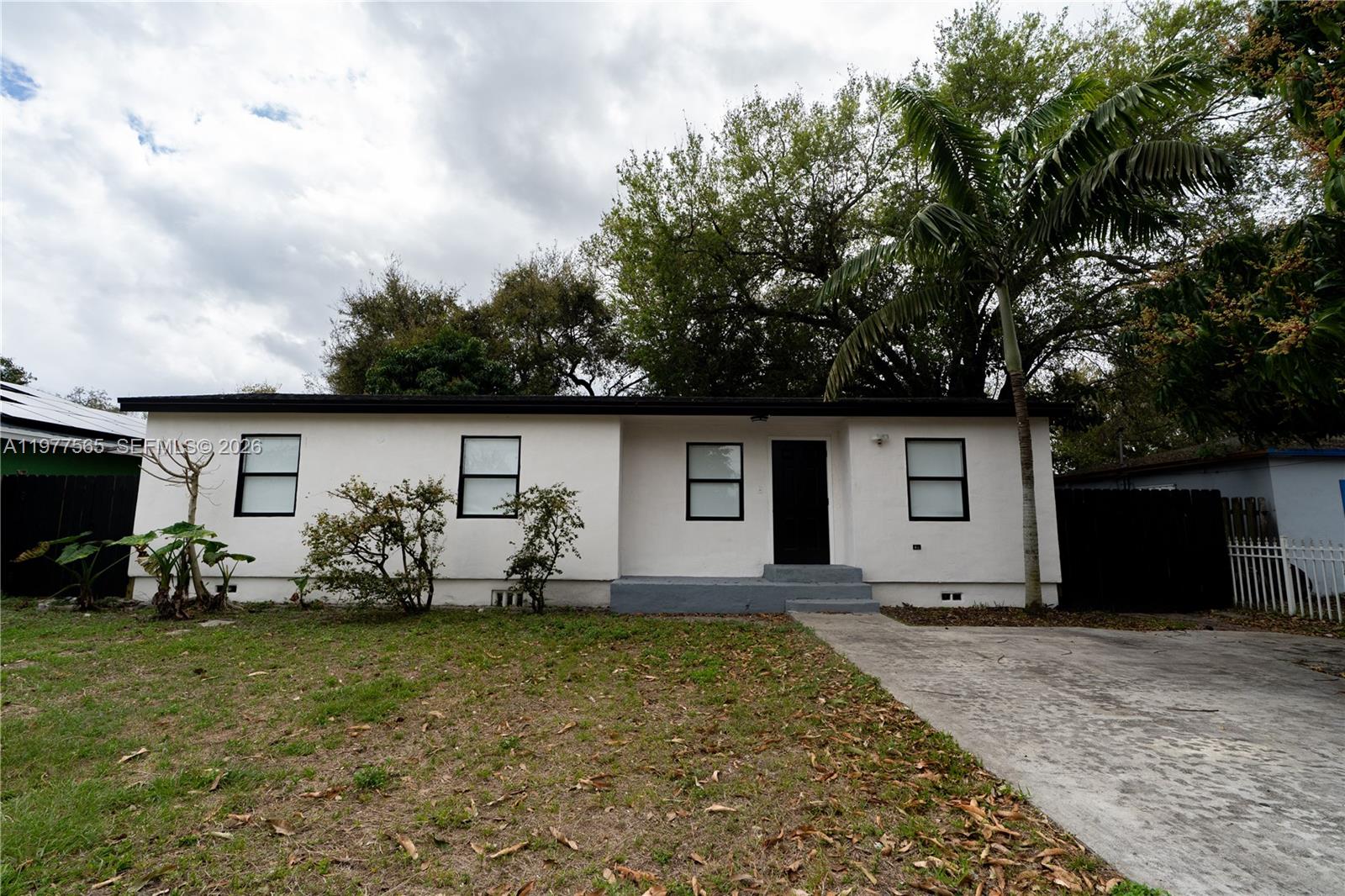  , Miami Gardens, Florida 33054
