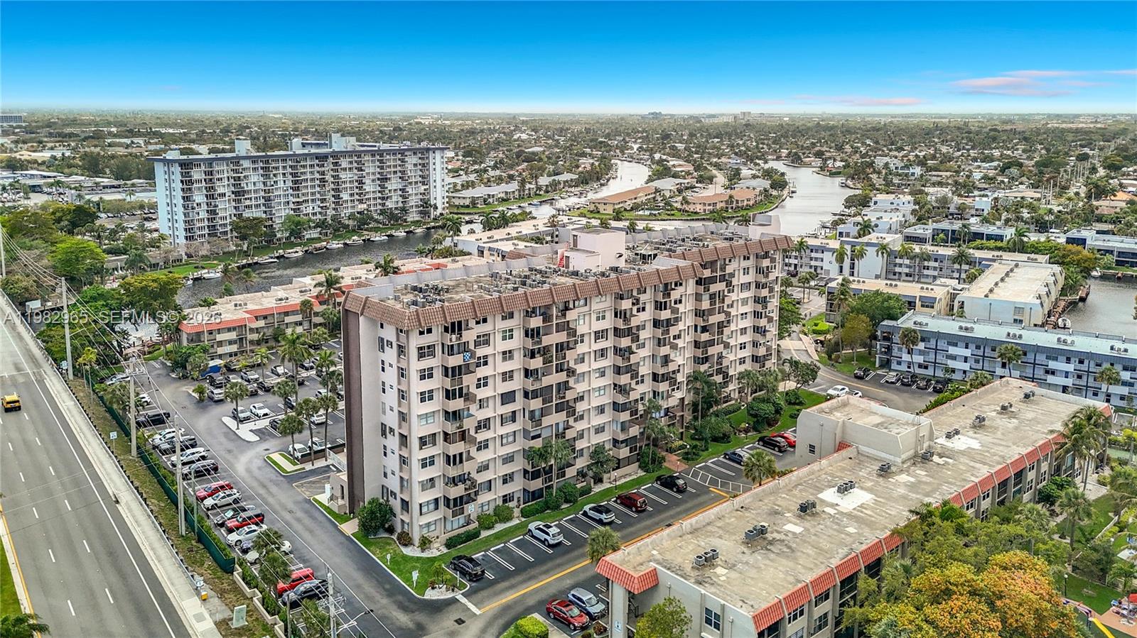 Island Club Two Condo