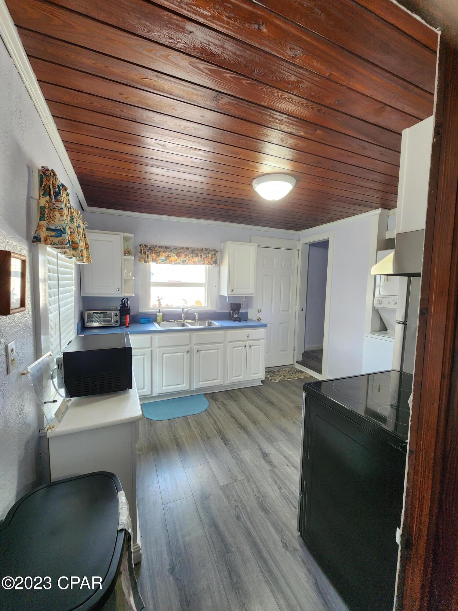 Image 7 For 5410 Sunset Avenue