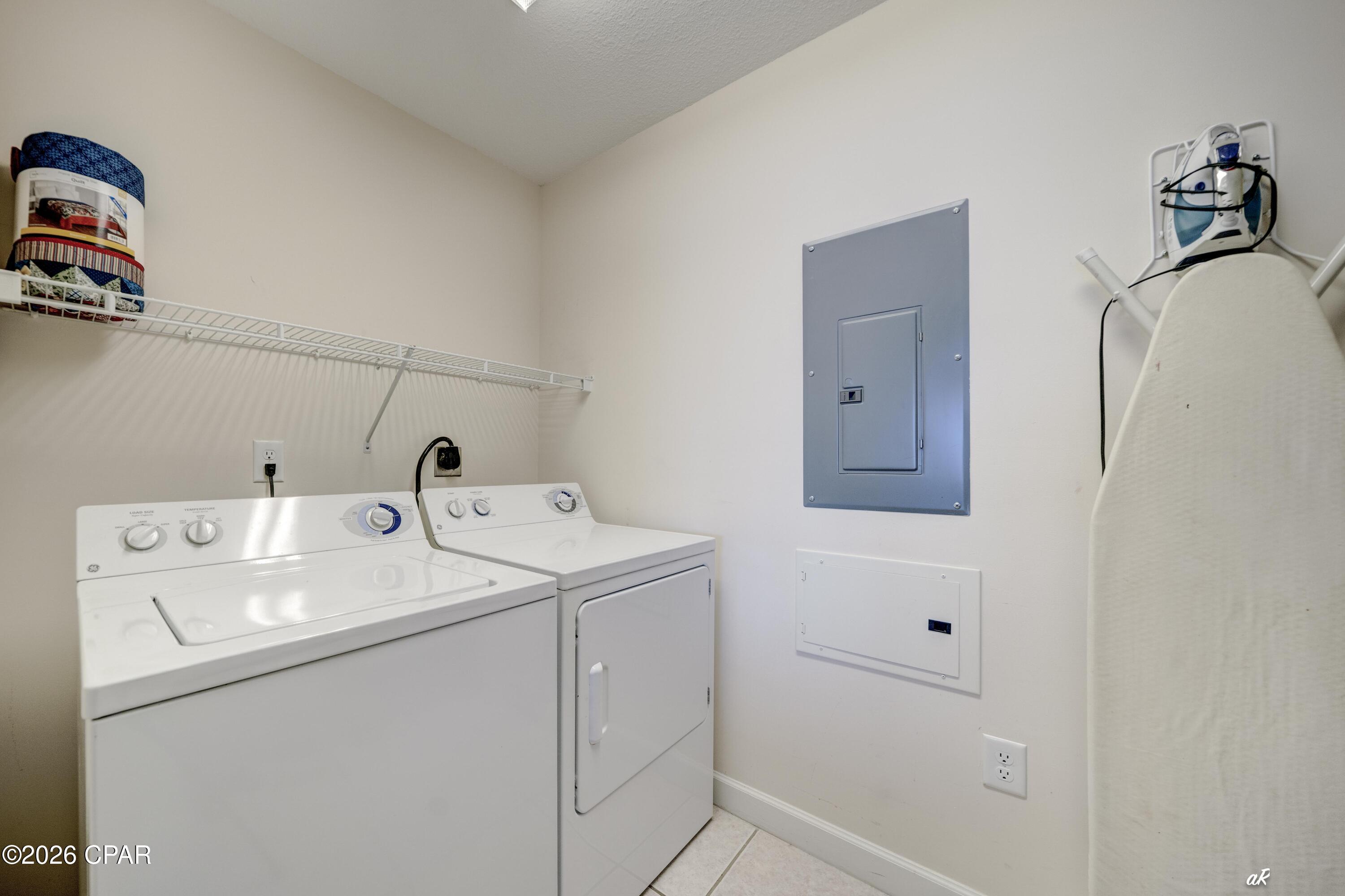 Image 11 For 6627 Thomas Drive 1402