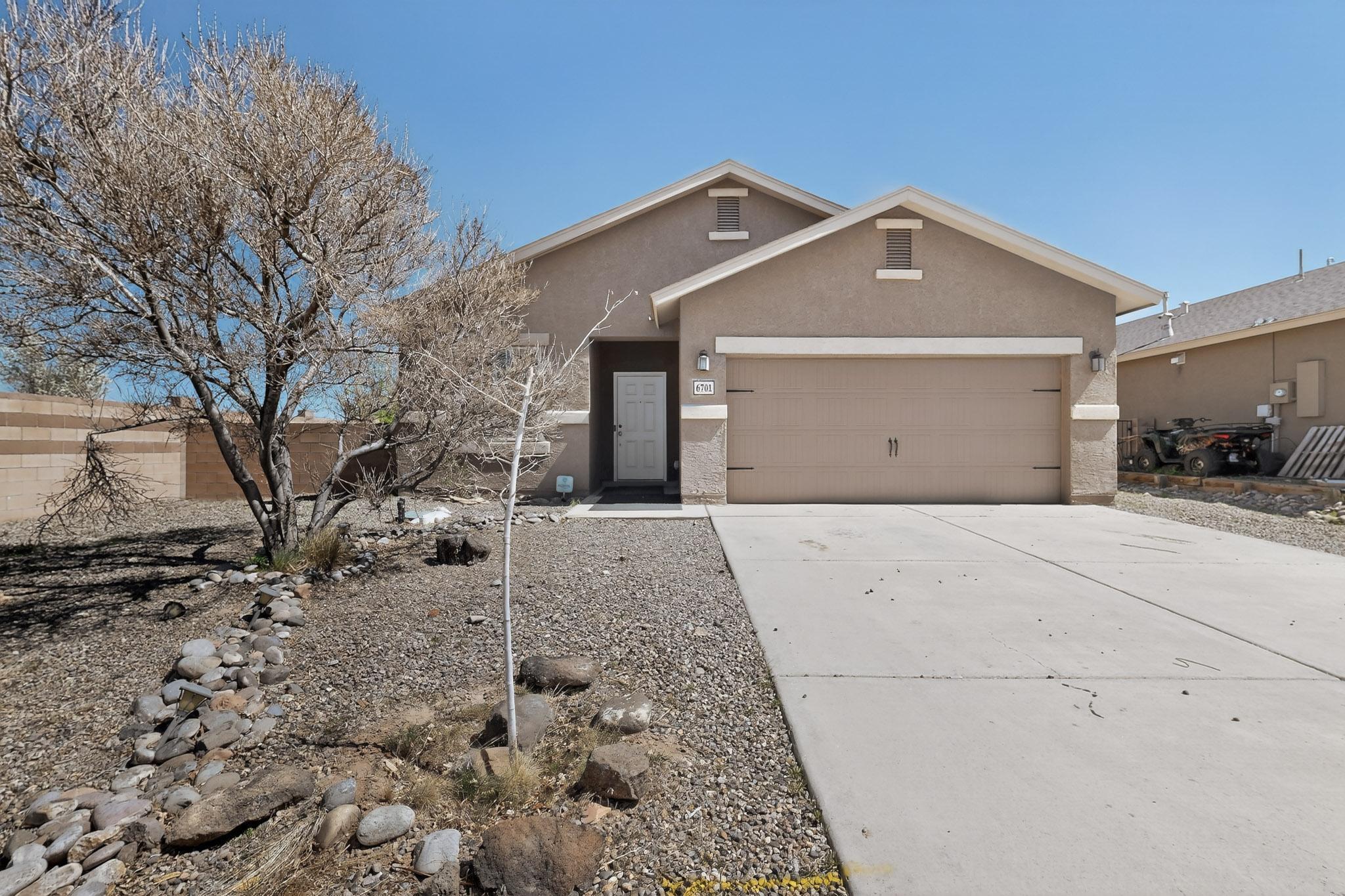 6701 Mountain Hawk Loop NE, Rio Rancho