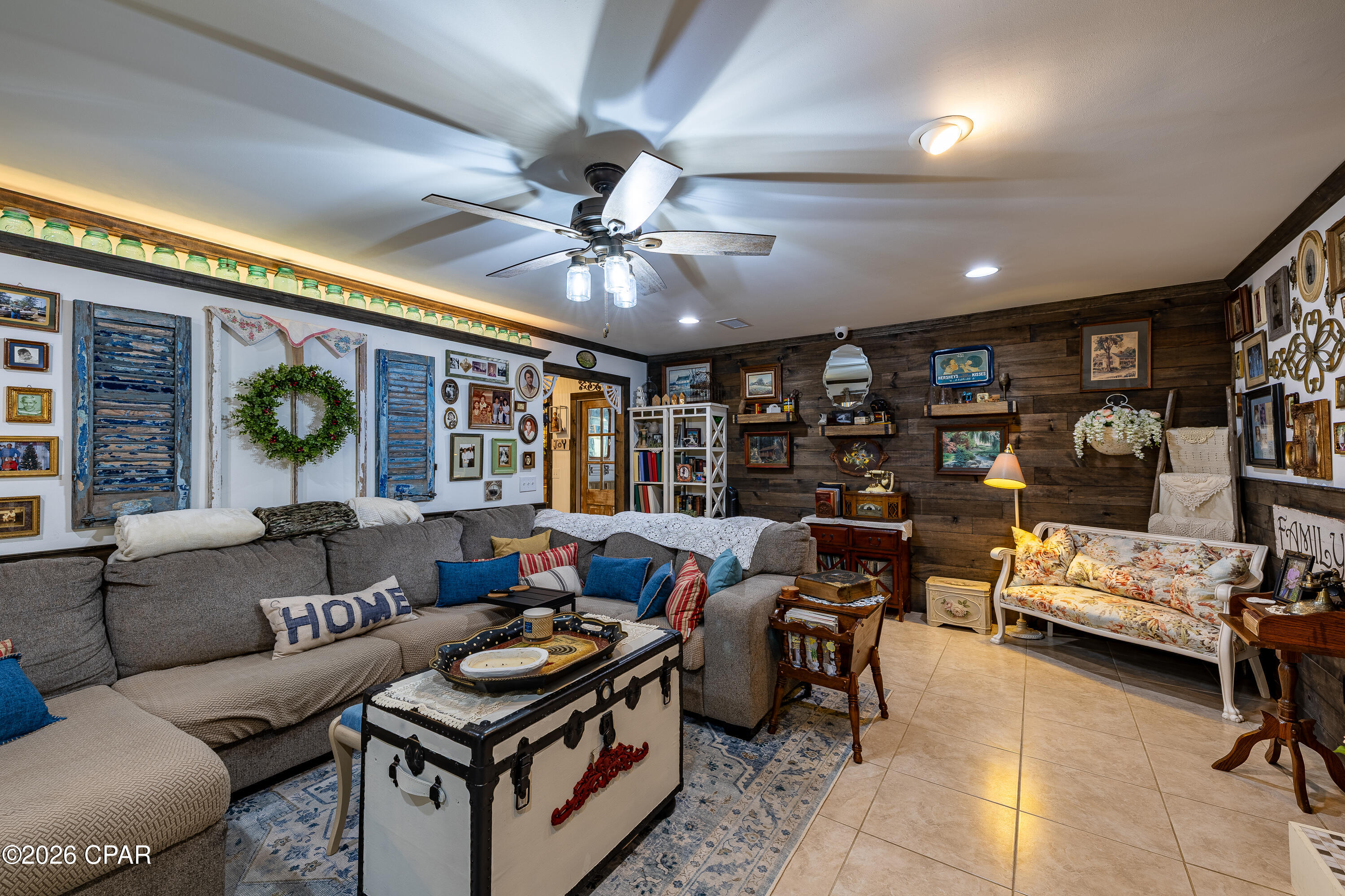 Image 12 For 6537 Pine Drive