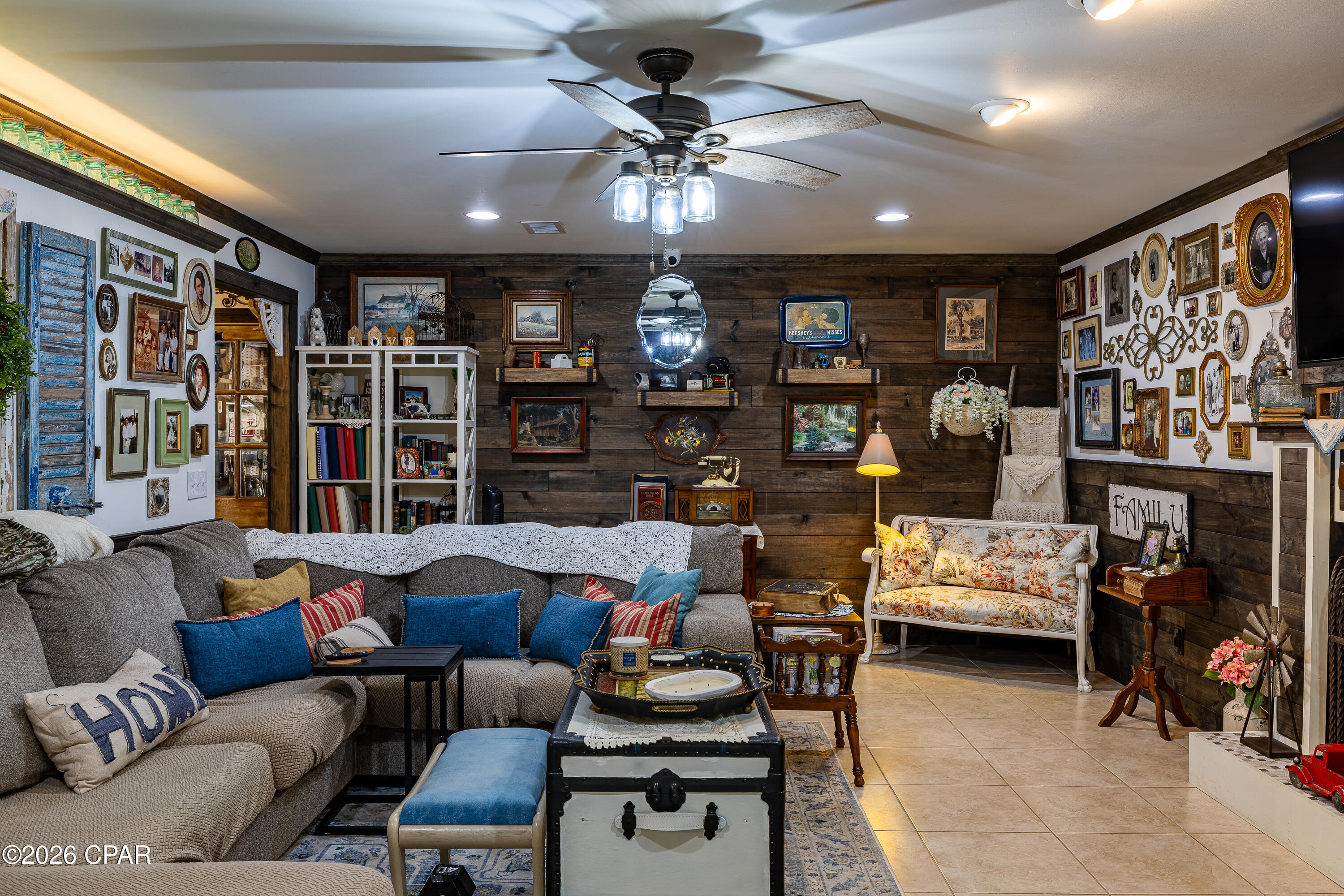 Image 13 For 6537 Pine Drive