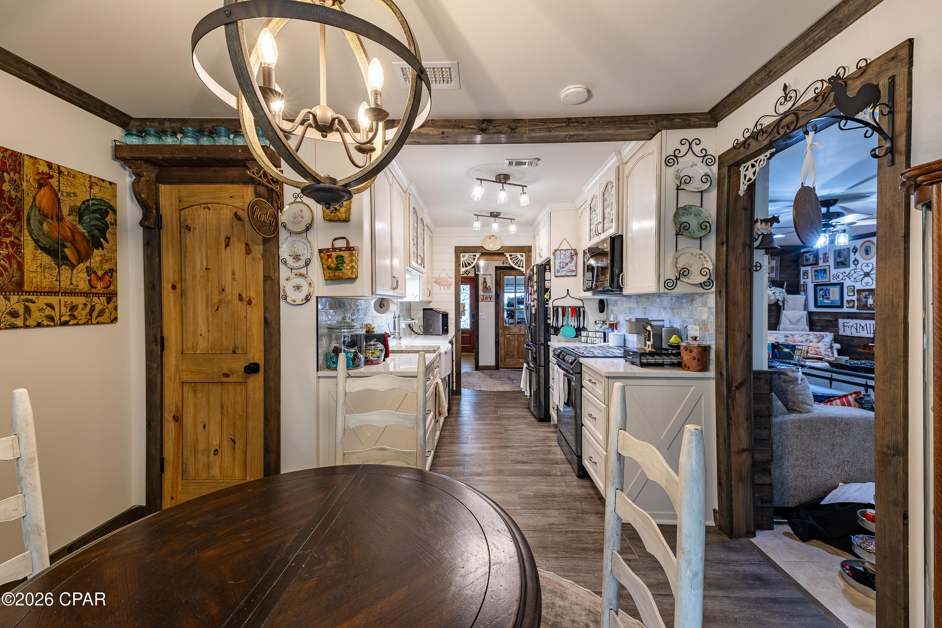 Image 20 For 6537 Pine Drive