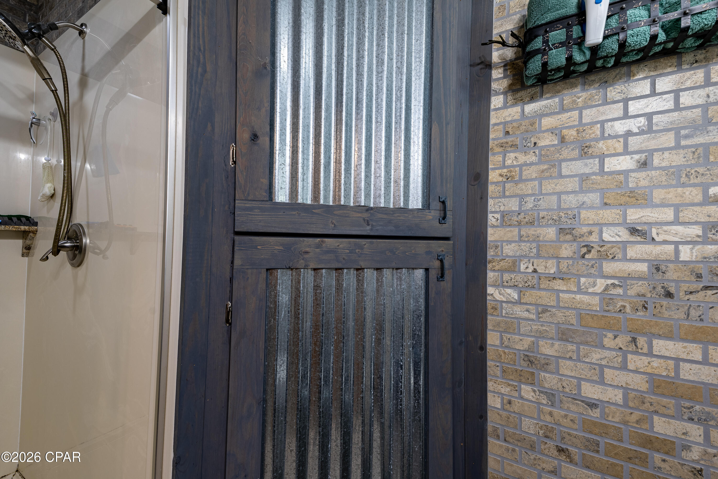 Image 43 For 6537 Pine Drive