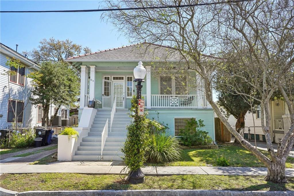 814 TAFT Place