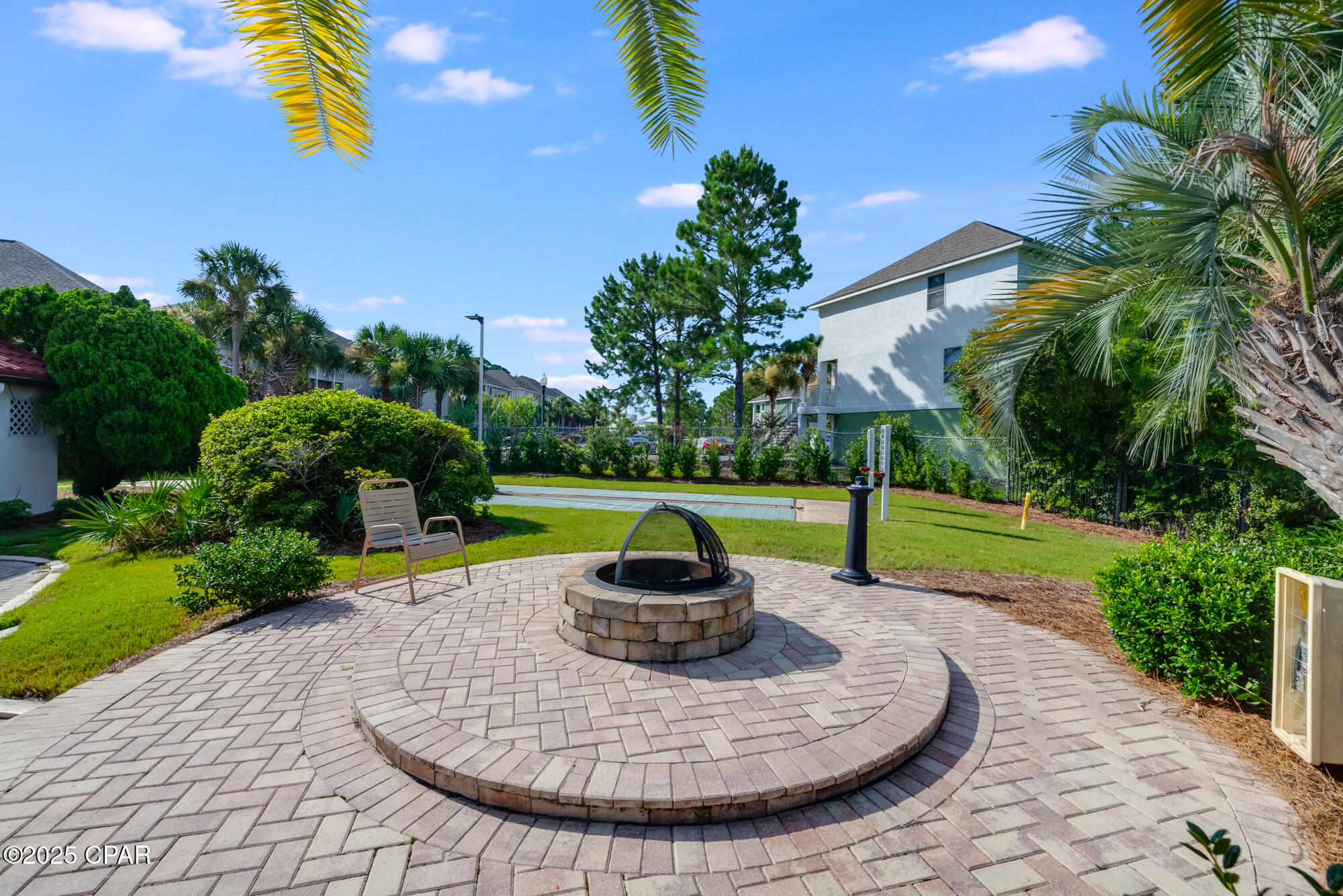 Image 4 For 8730 Thomas Drive 504
