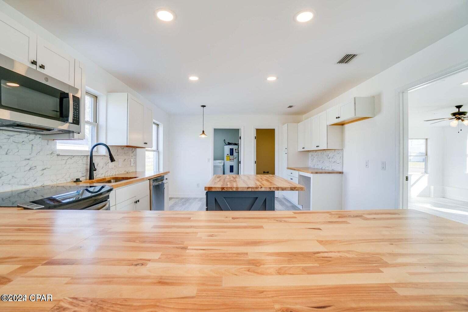 Image 5 For 4339 Pine Tree Lane