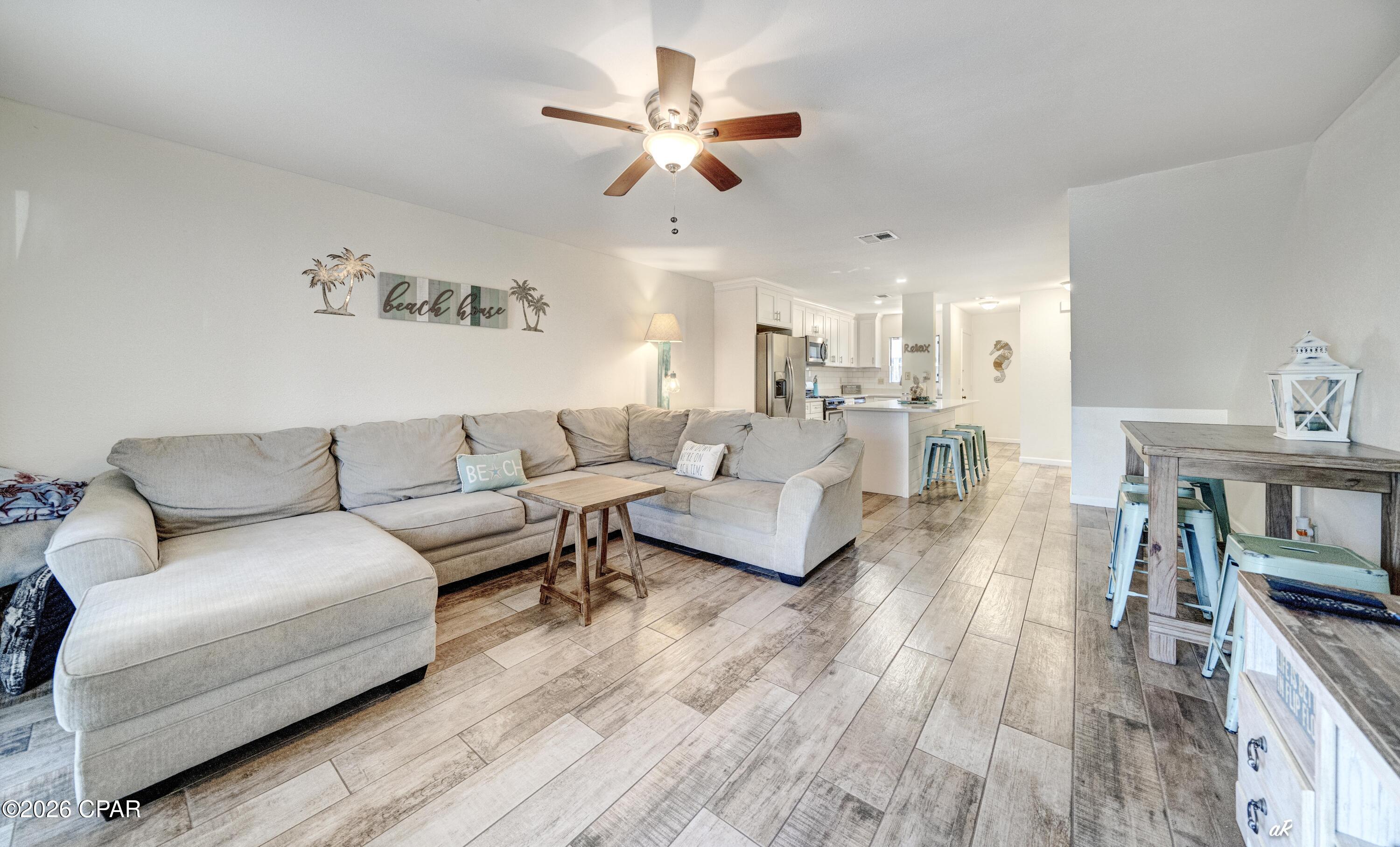 Image 1 For 17751 Panama City Beach Parkway 3b