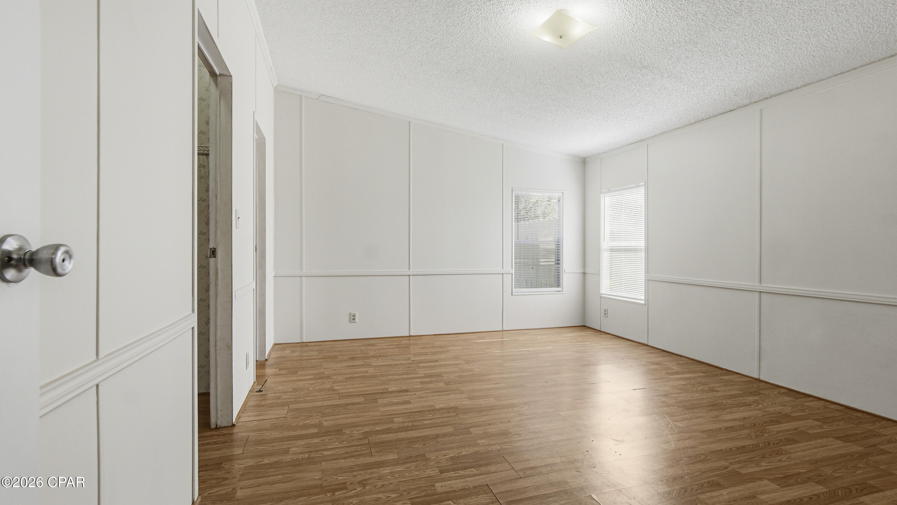 Image 10 For 586 Hickory Bluff Drive