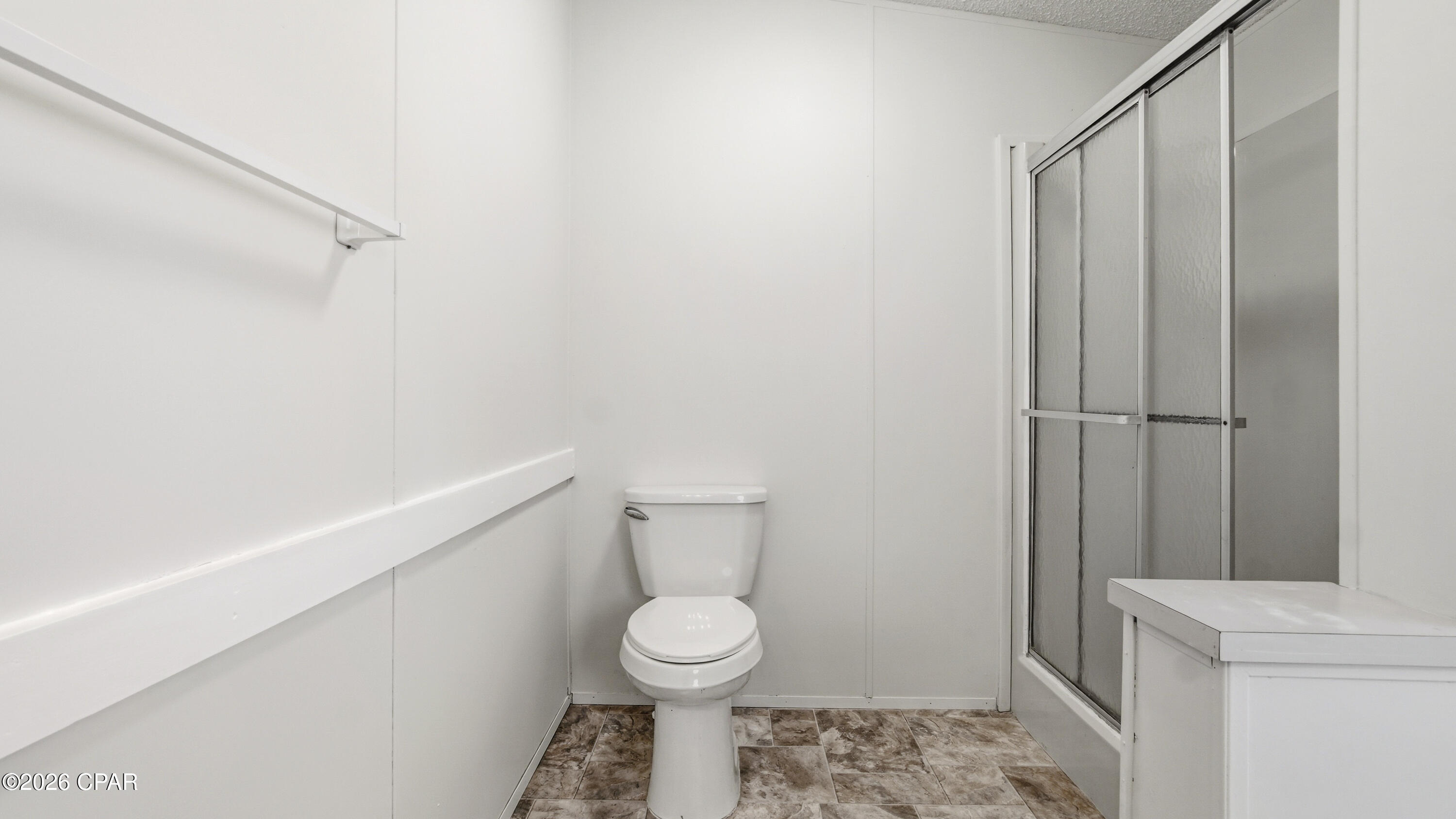 Image 14 For 586 Hickory Bluff Drive