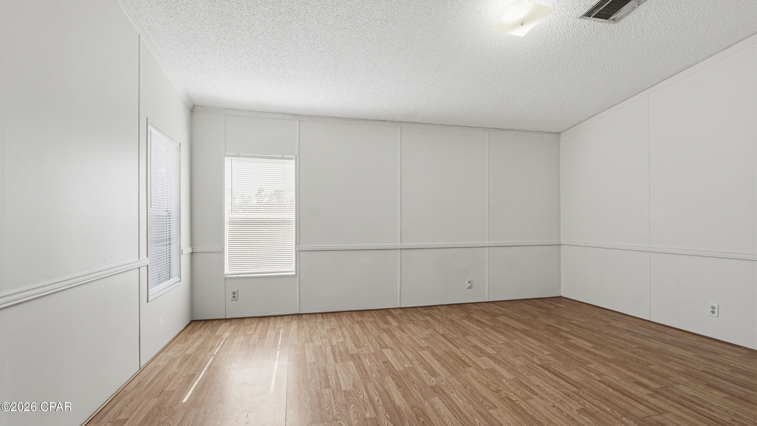 Image 16 For 586 Hickory Bluff Drive