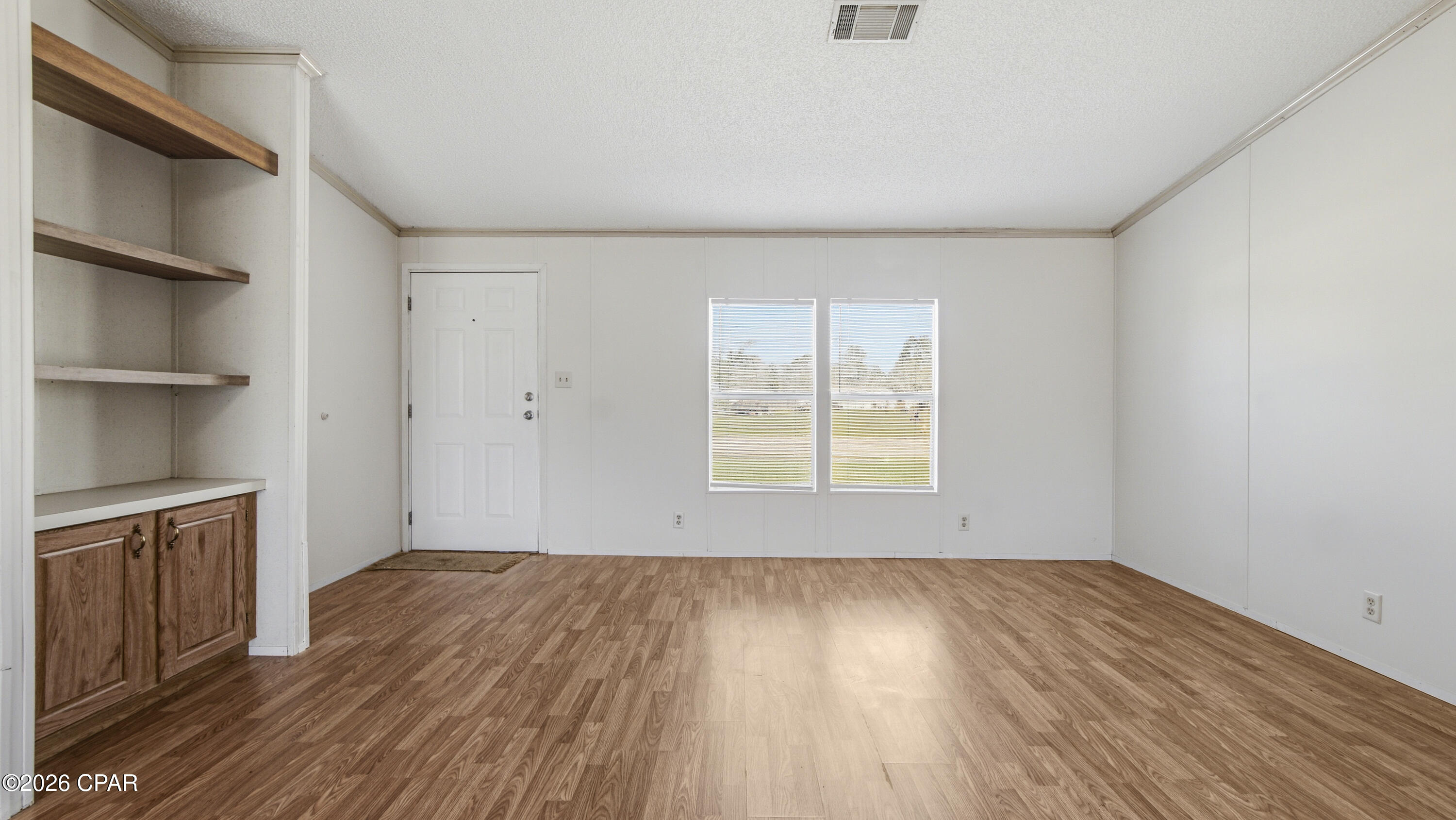 Image 17 For 586 Hickory Bluff Drive