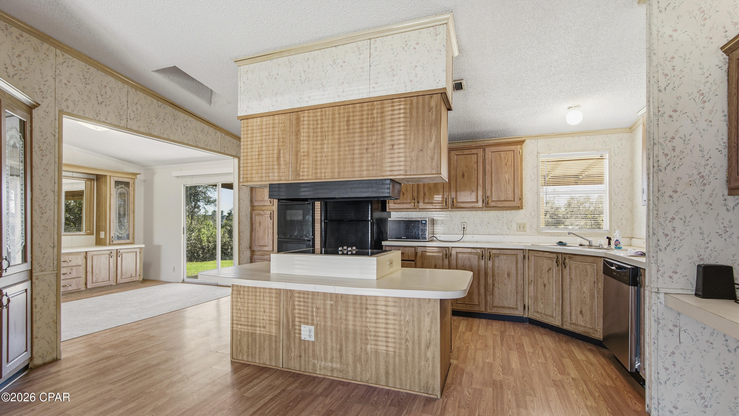 Image 21 For 586 Hickory Bluff Drive