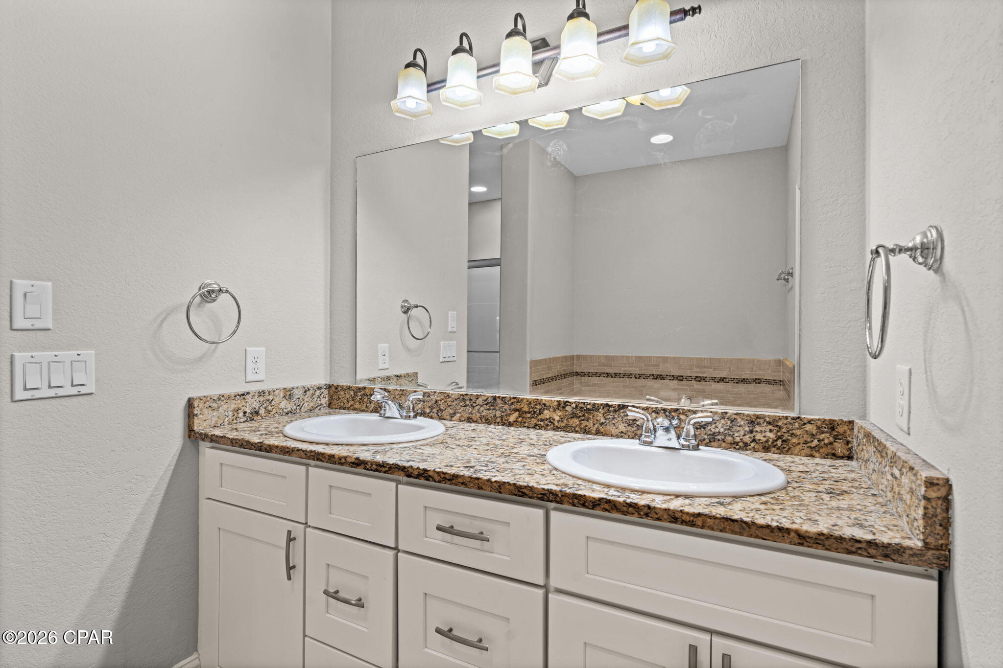 Image 35 For 102 Pura Vida Court