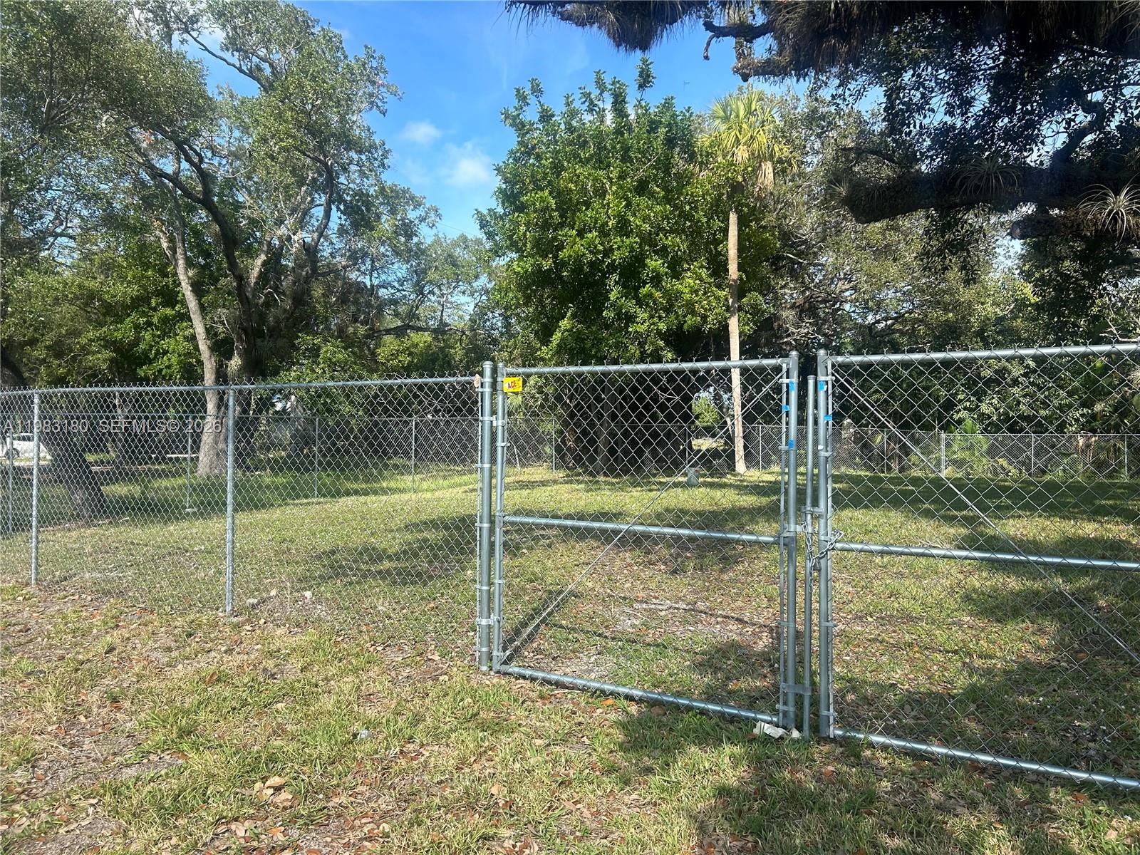 Ravenswood 26Th Ave Fll A