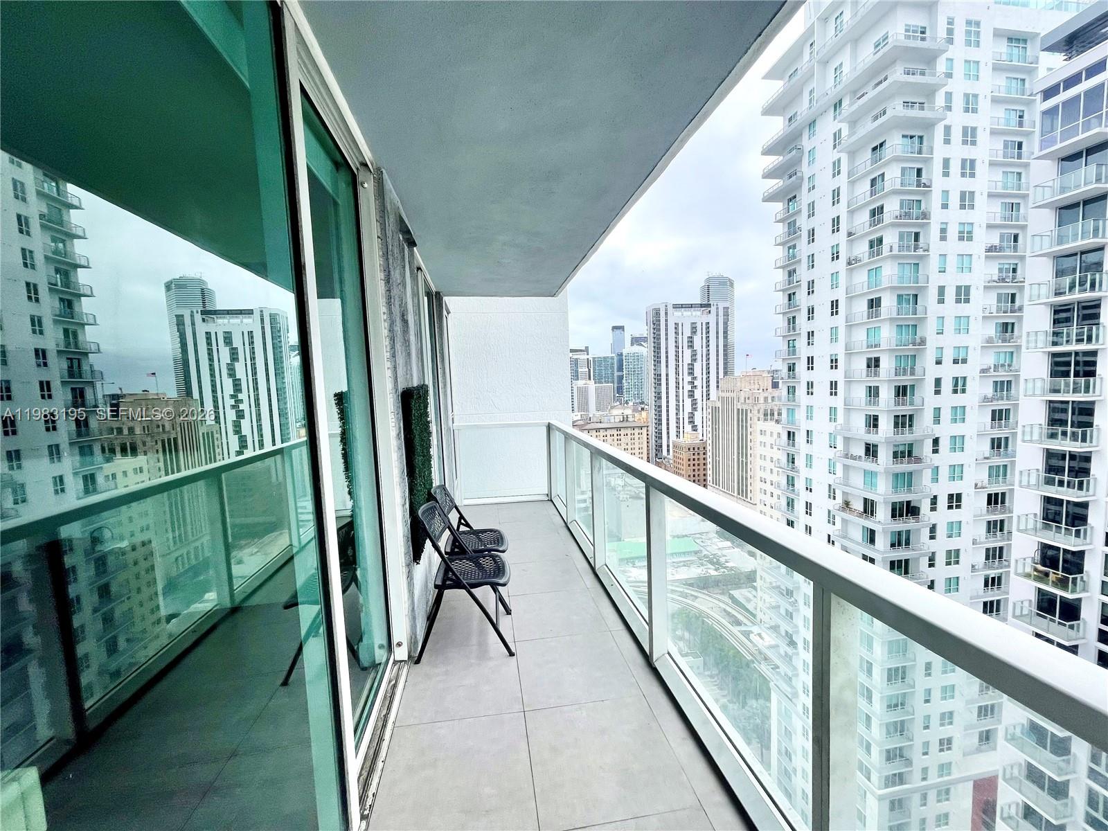 Vizcayne South Condo
