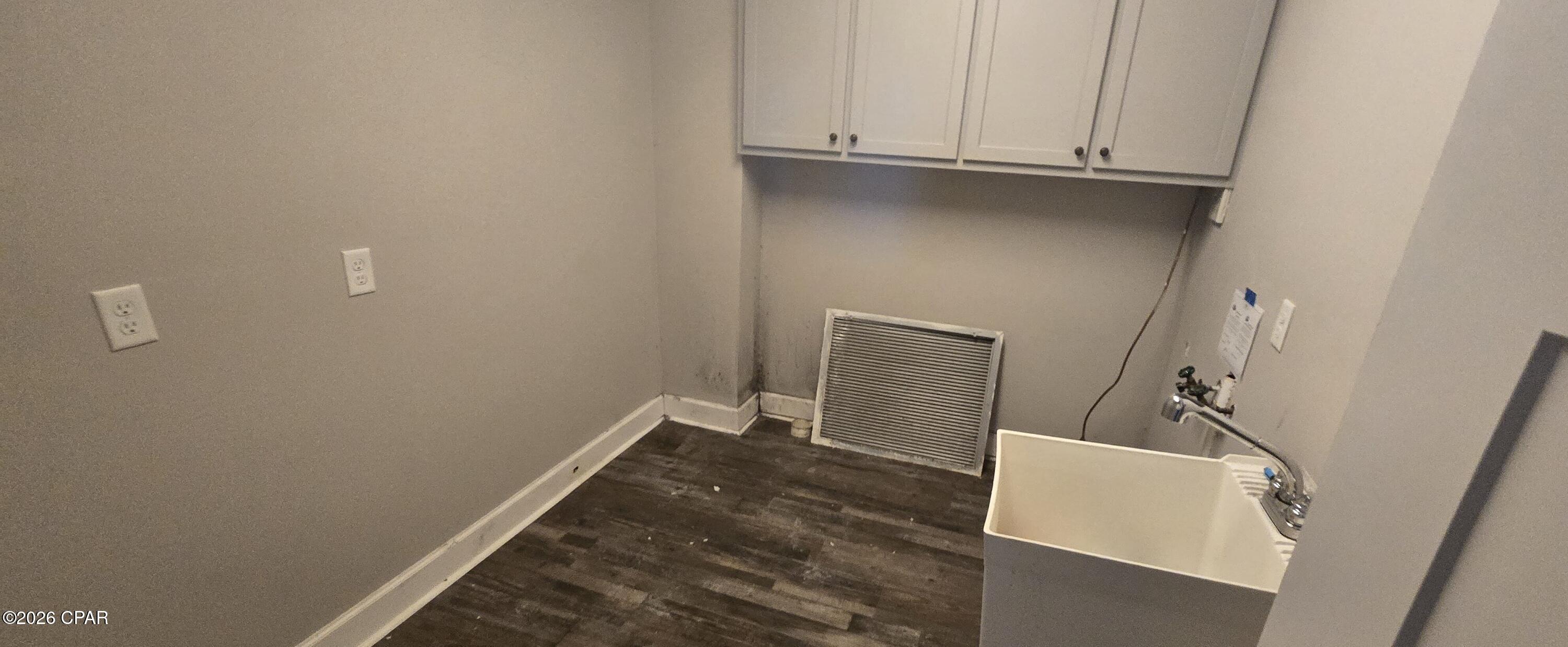 Image 18 For 760 Rosemont Drive