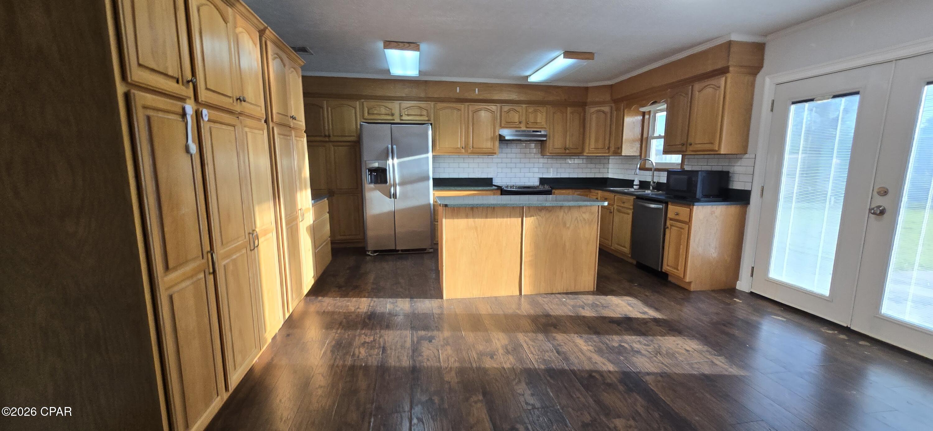 Image 6 For 726 Miles Drive