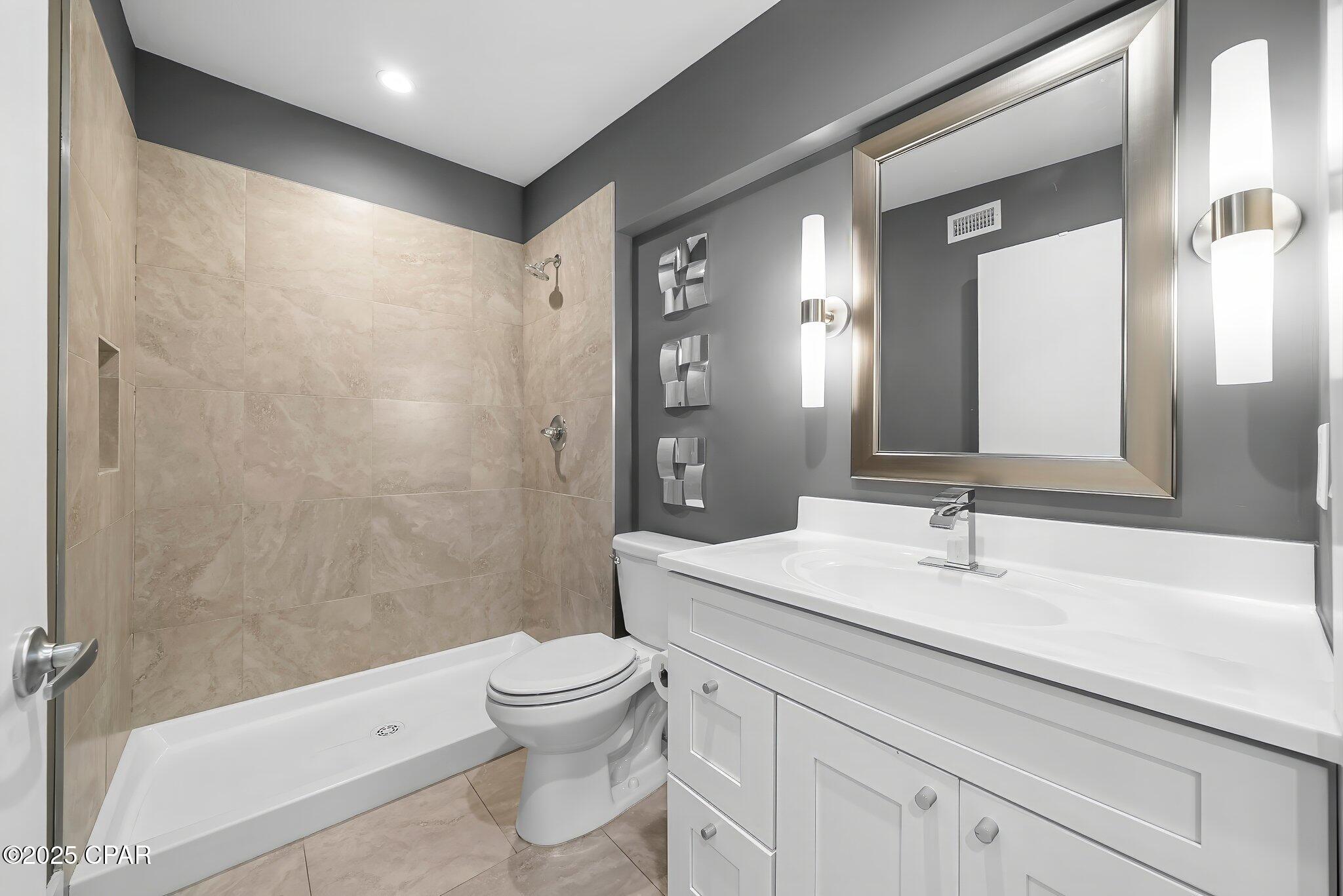 Listing photo id 21 for 1806&1808 Brown Avenue