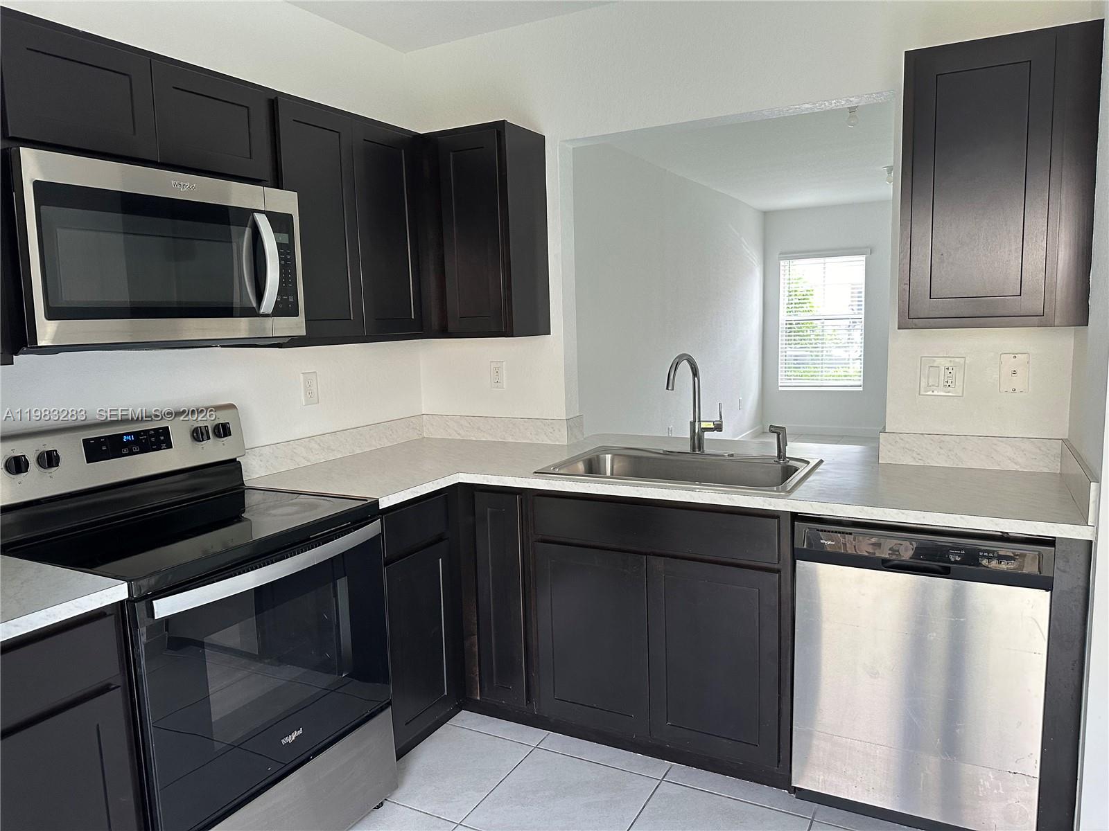 Property photo # 4