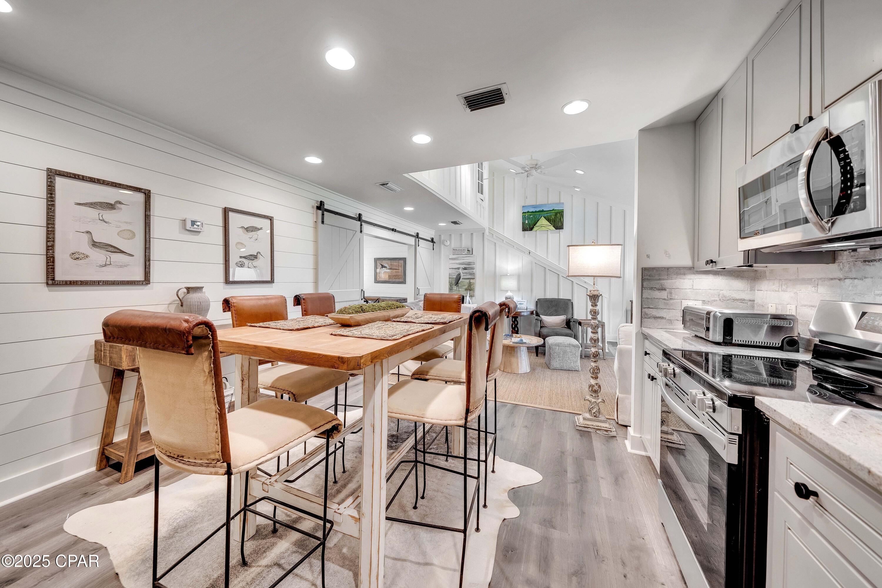 Image 3 For 4726 Bay Point  C226