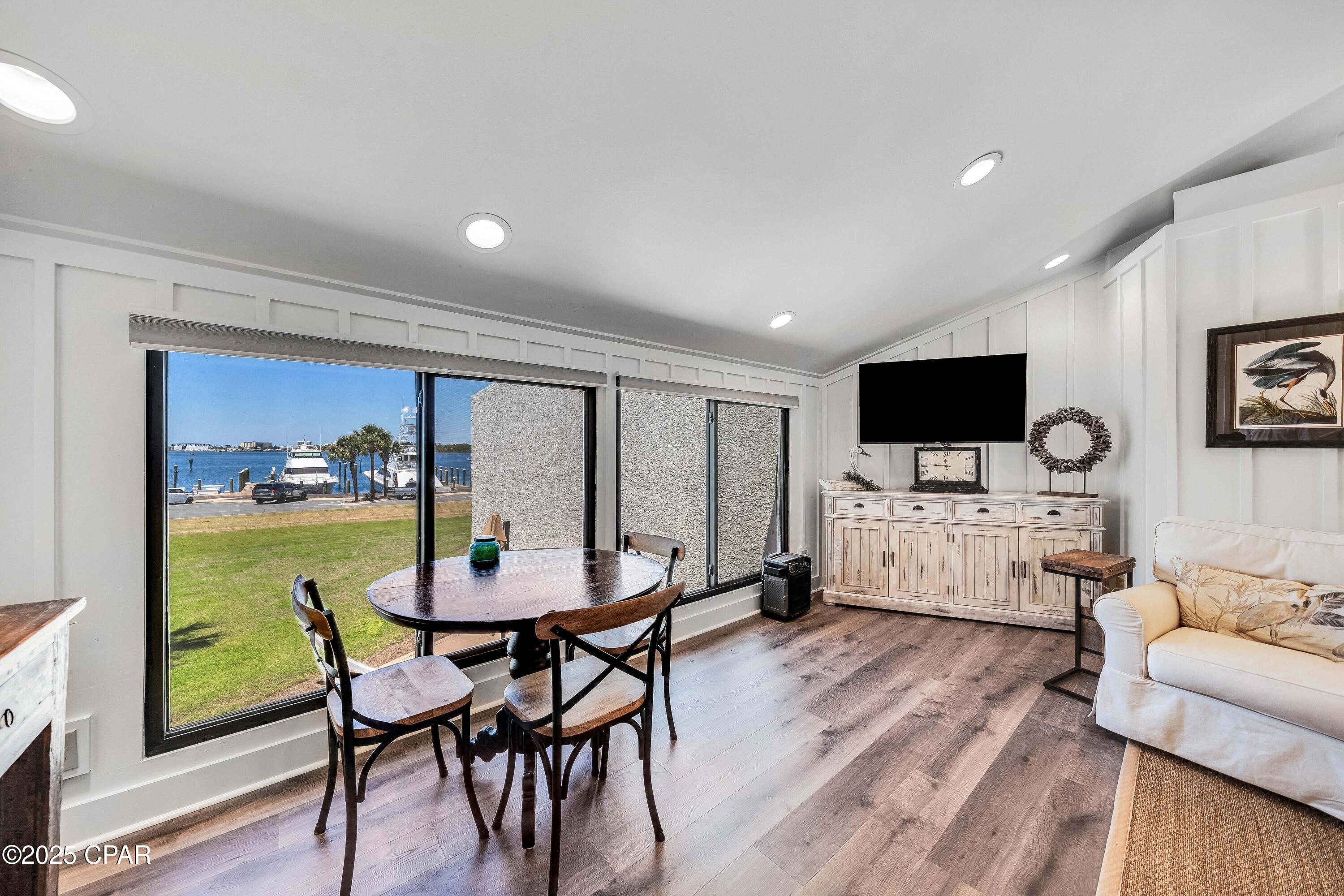 Image 9 For 4726 Bay Point  C226