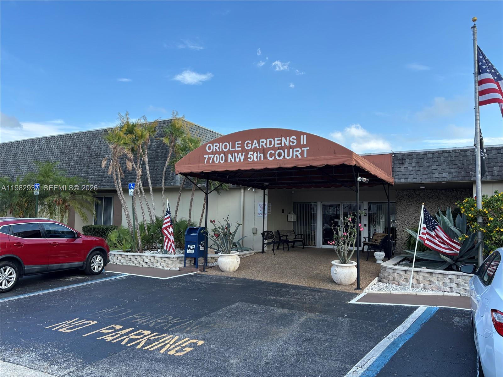 Oriole Gardens Two 66 Con