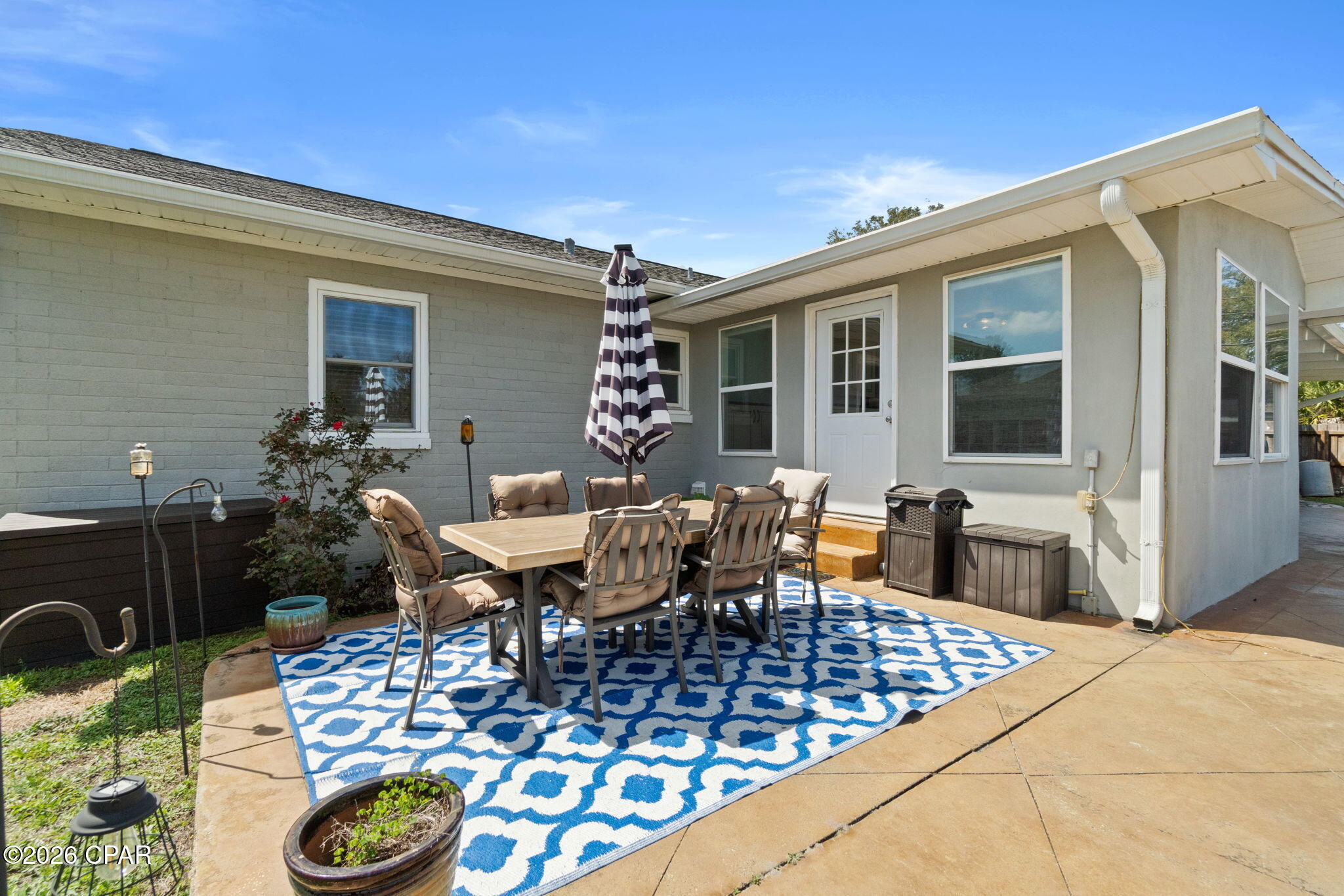 Image 3 For 200 Cove Terrace Drive