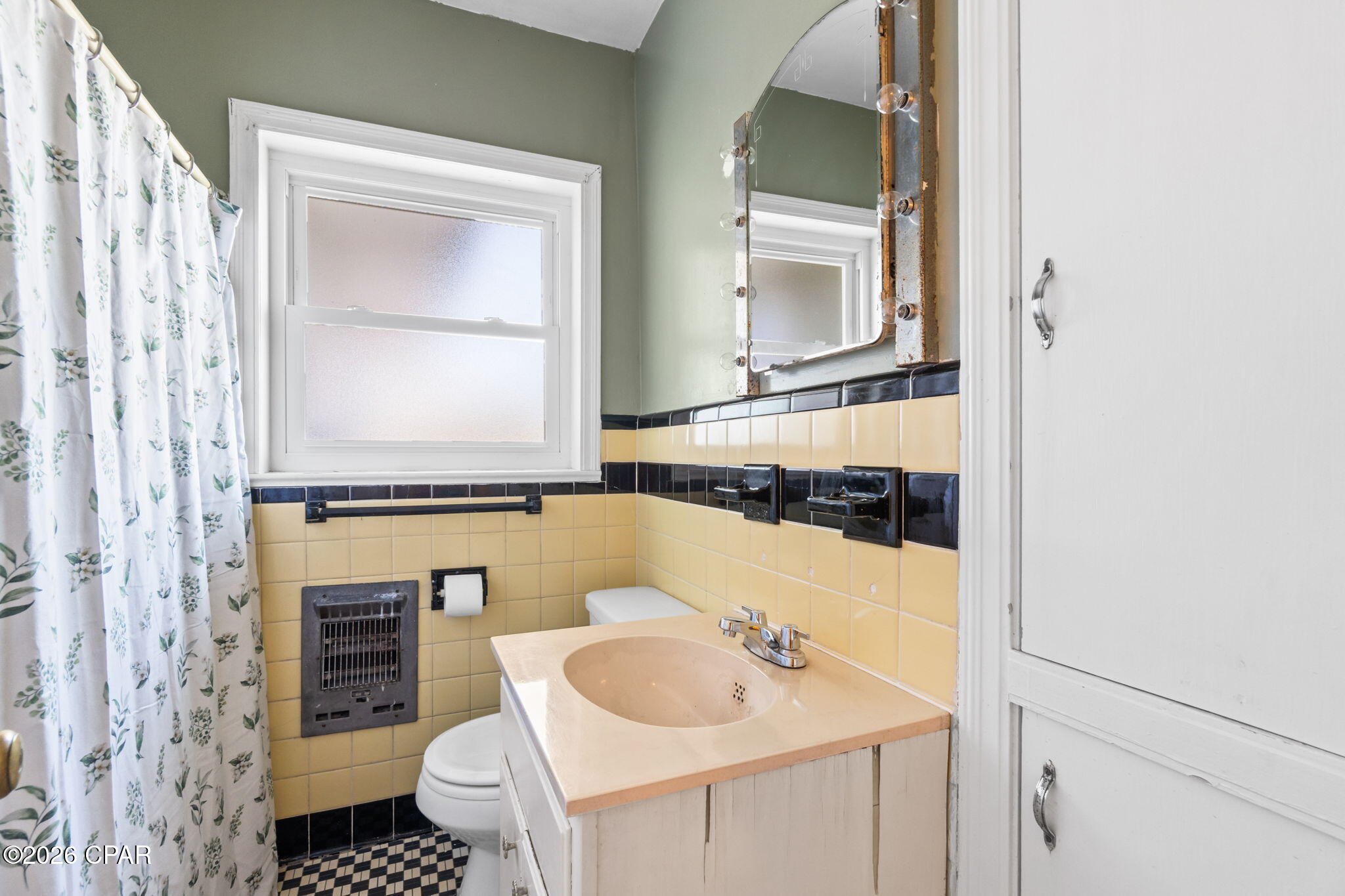 Image 36 For 200 Cove Terrace Drive