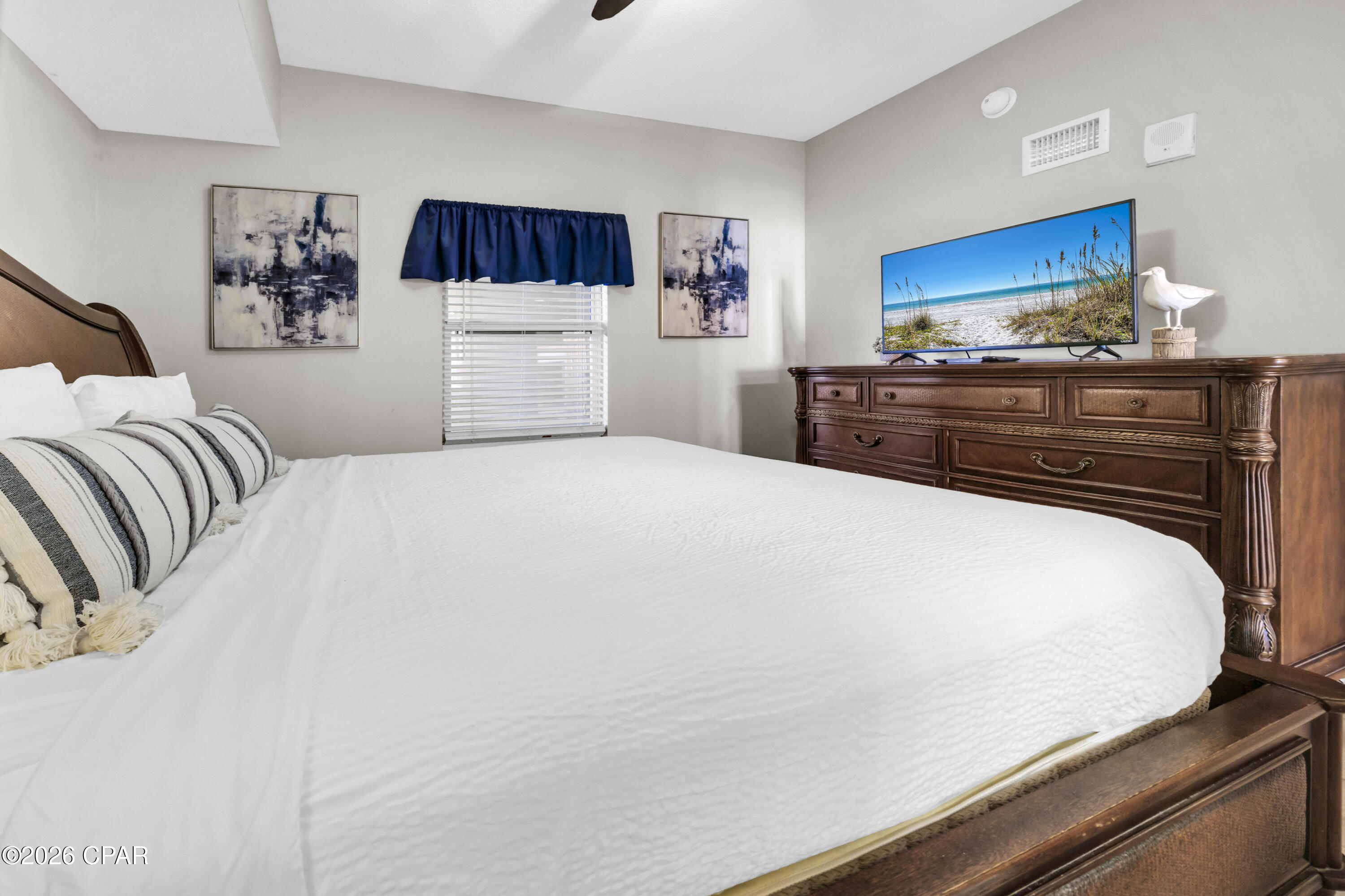 Image 15 For 5115 Gulf Drive 1403