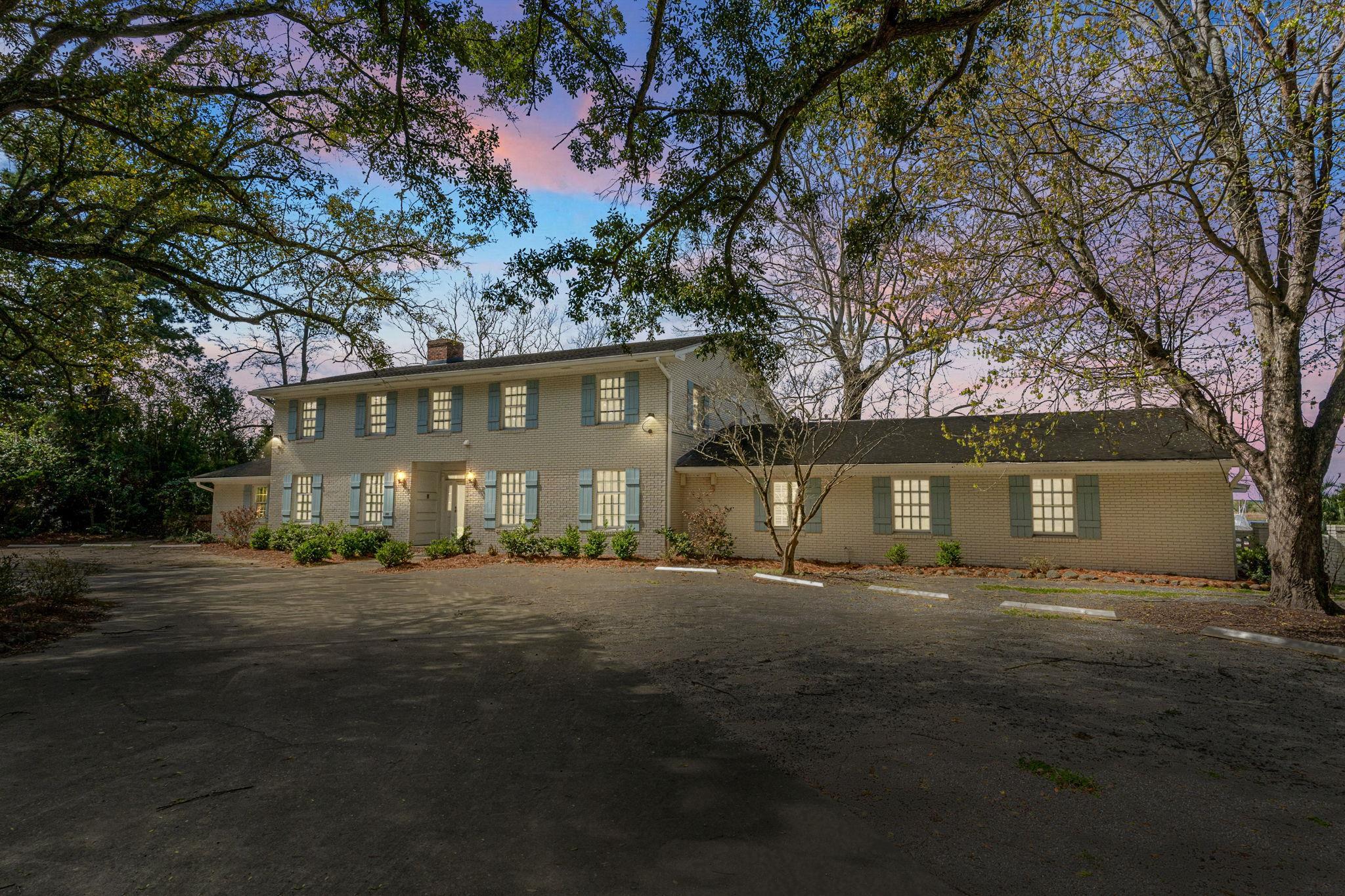 203 River St. Georgetown, SC 29440