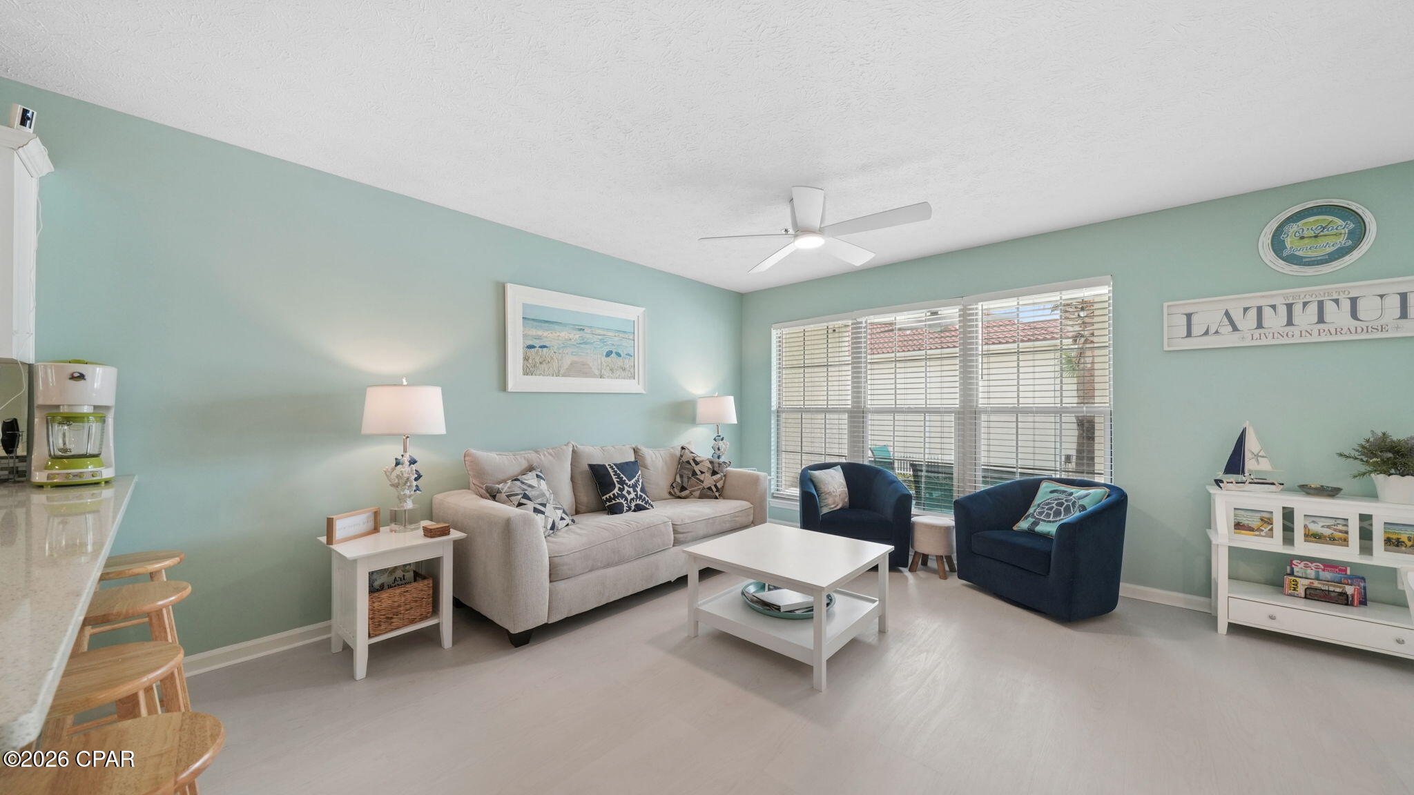 Image 2 For 17462 Front Beach  56103