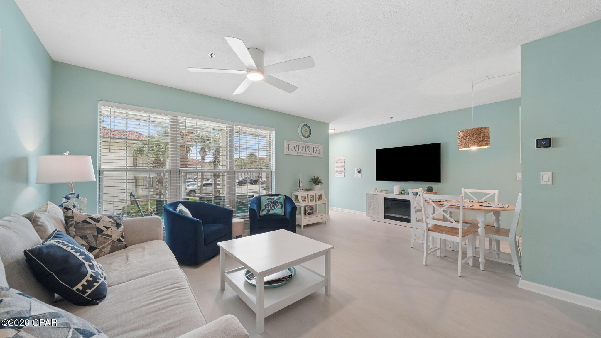Image 3 For 17462 Front Beach  56103