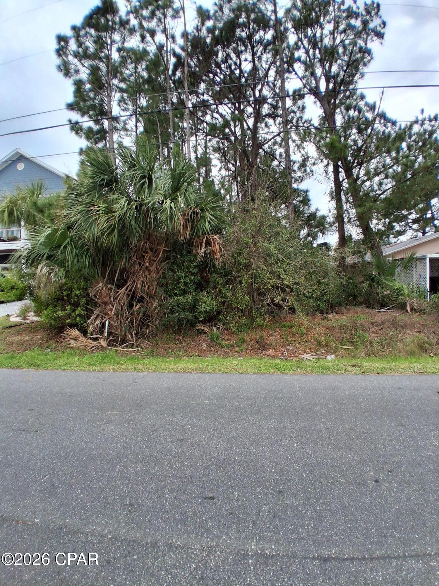 Image 2 For 6309 Pinetree Avenue