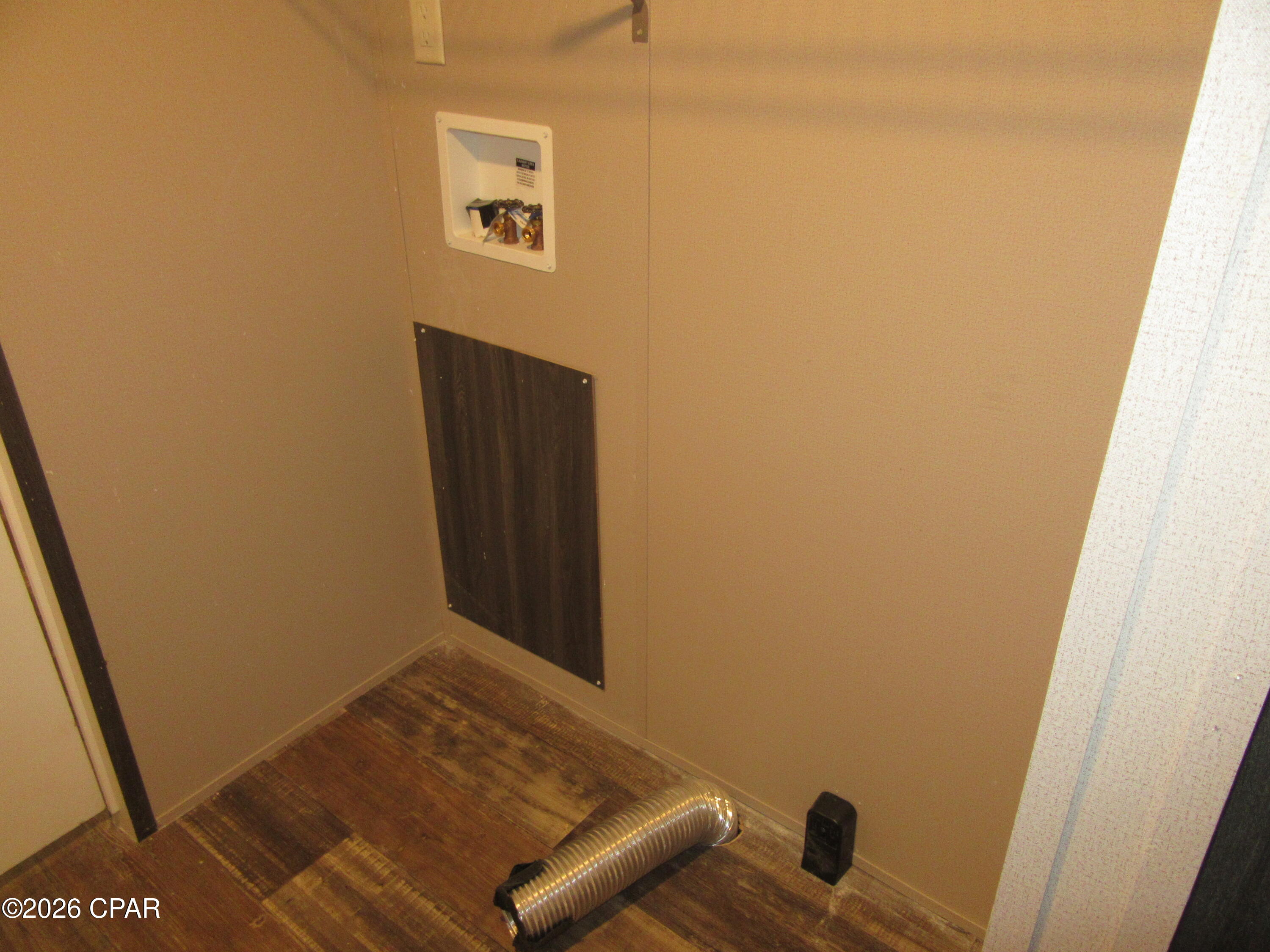 Image 7 For 4905 Alameda Street #1