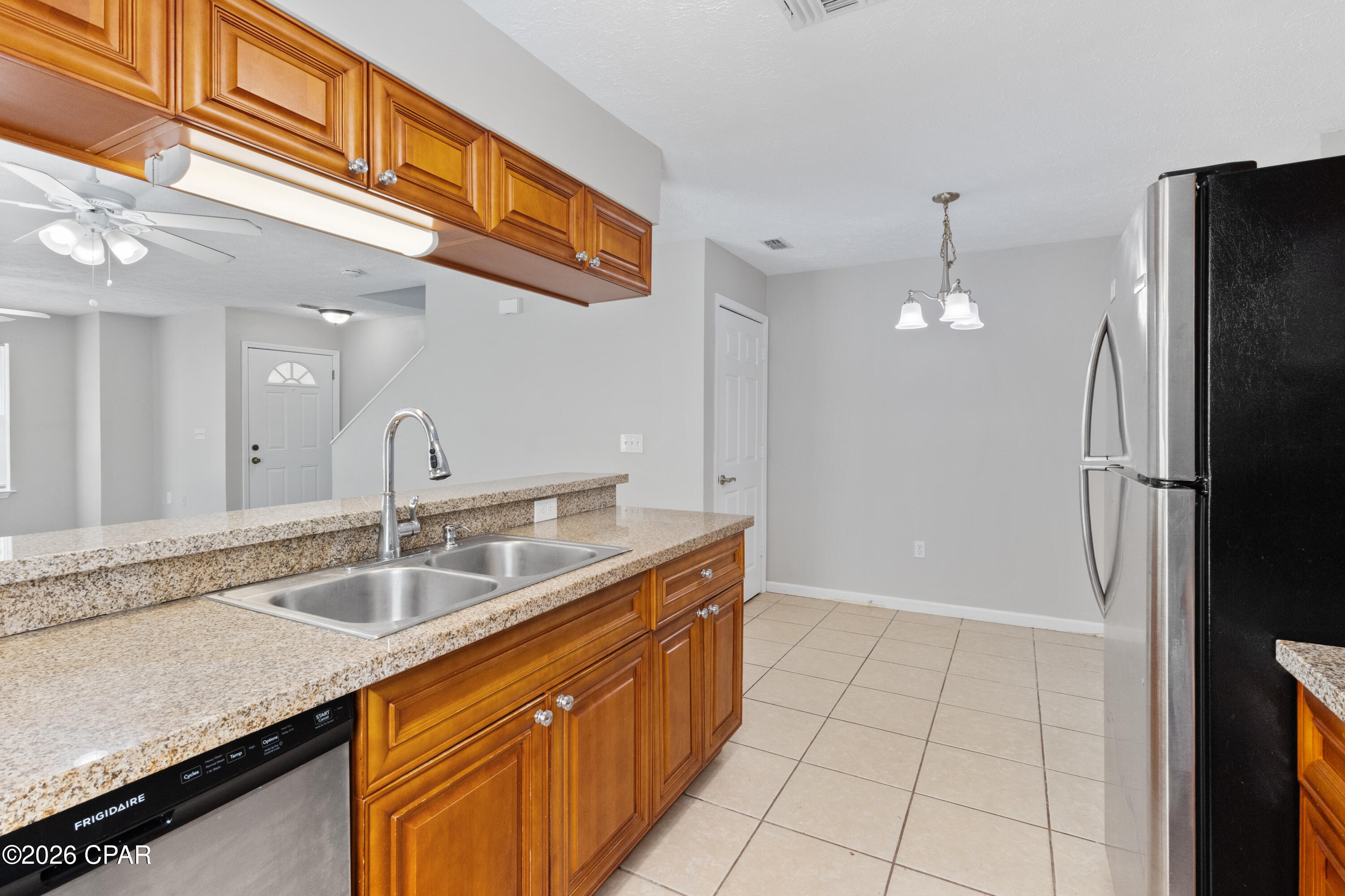 Image 6 For 754 Sherman Avenue B