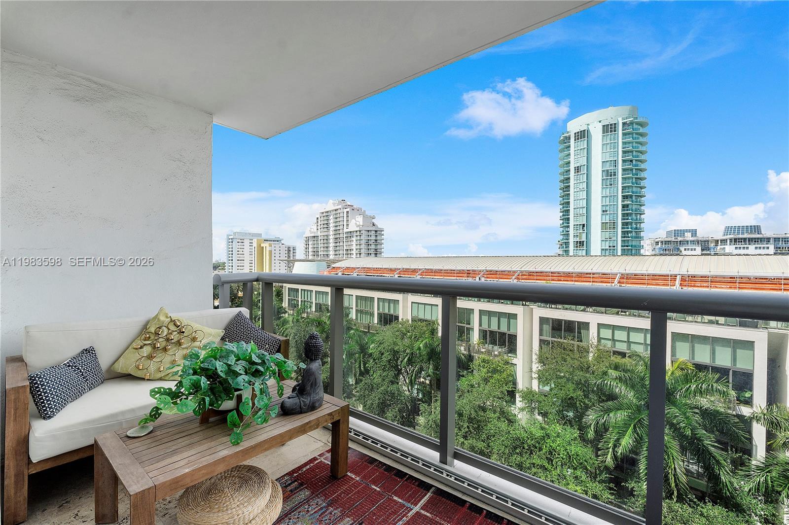 Maison Grande Condo