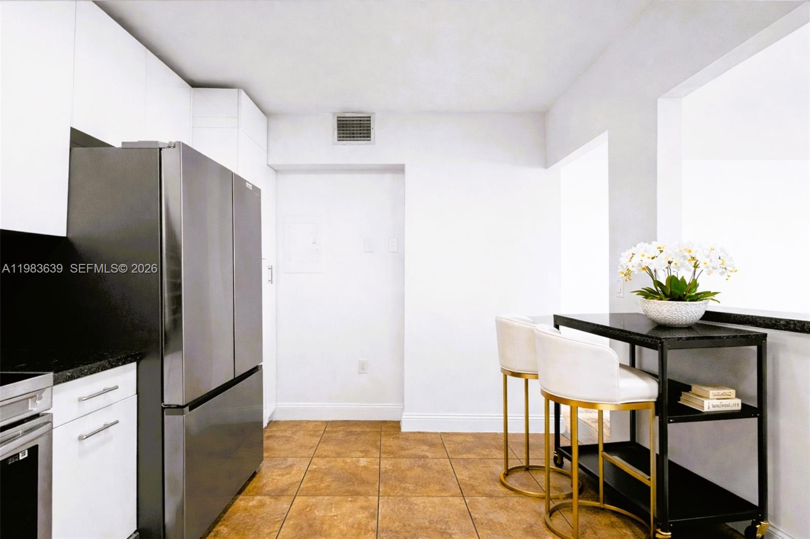 Property photo # 6