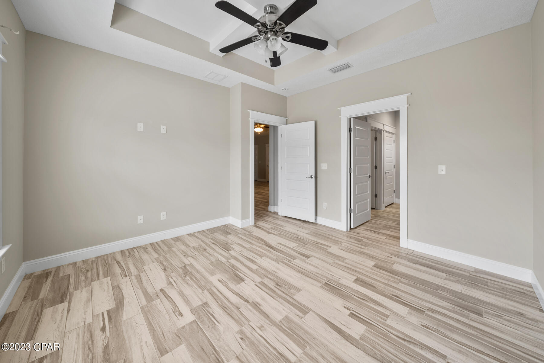 Image 11 For 305 Evergreen Street