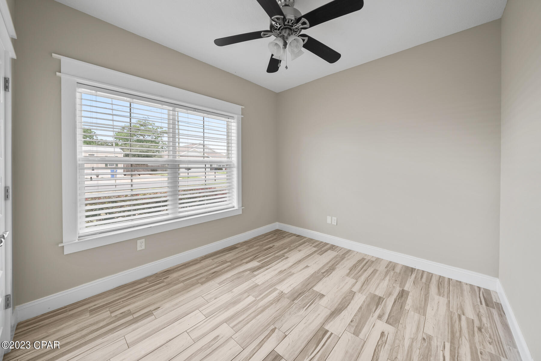 Image 14 For 305 Evergreen Street