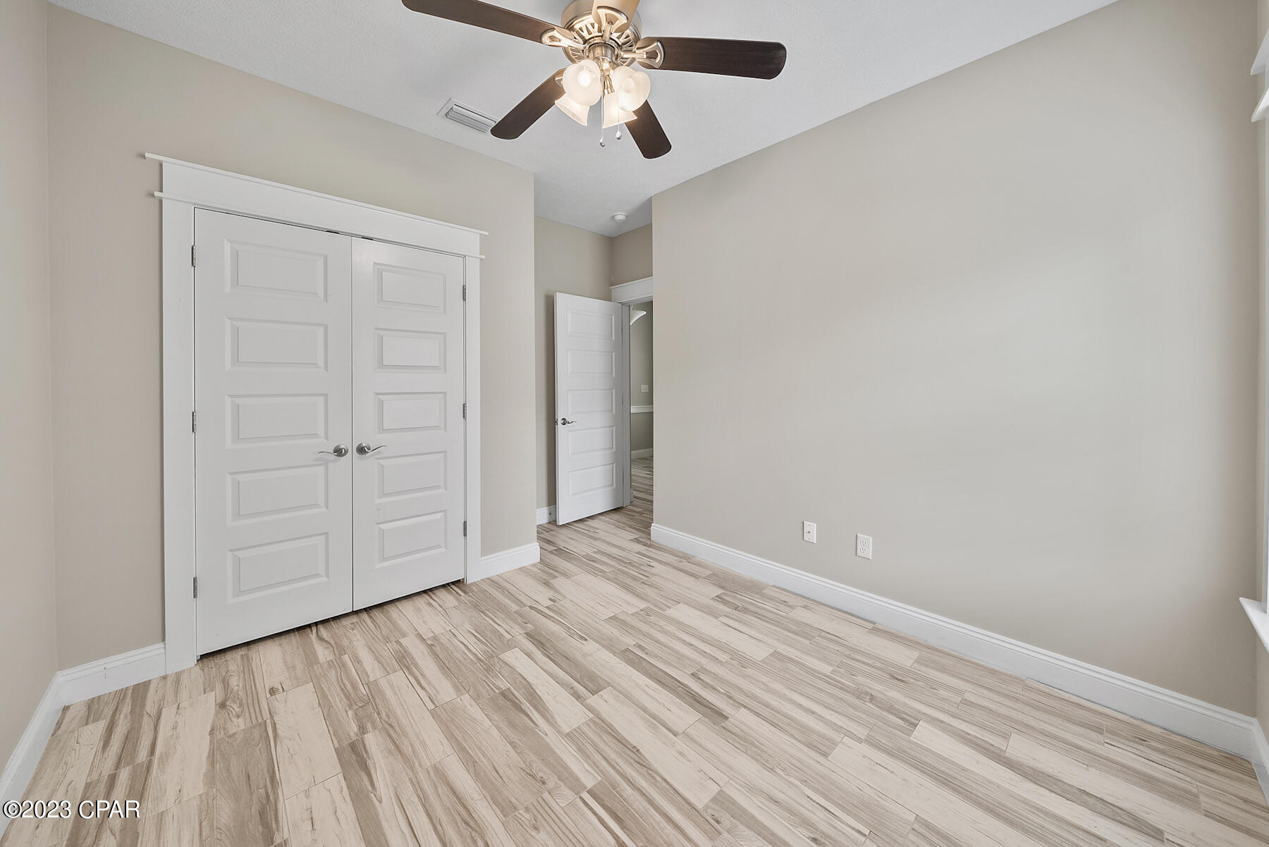 Image 24 For 305 Evergreen Street